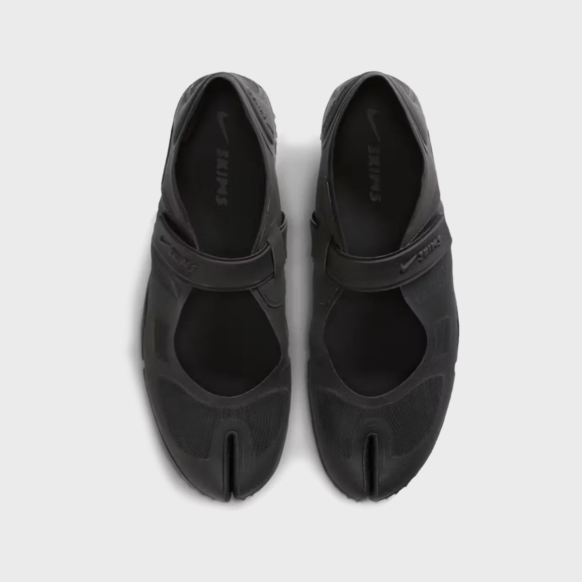 NikeSKIMS WMNS Rift 2 Tone Mesh - Tar / Tar