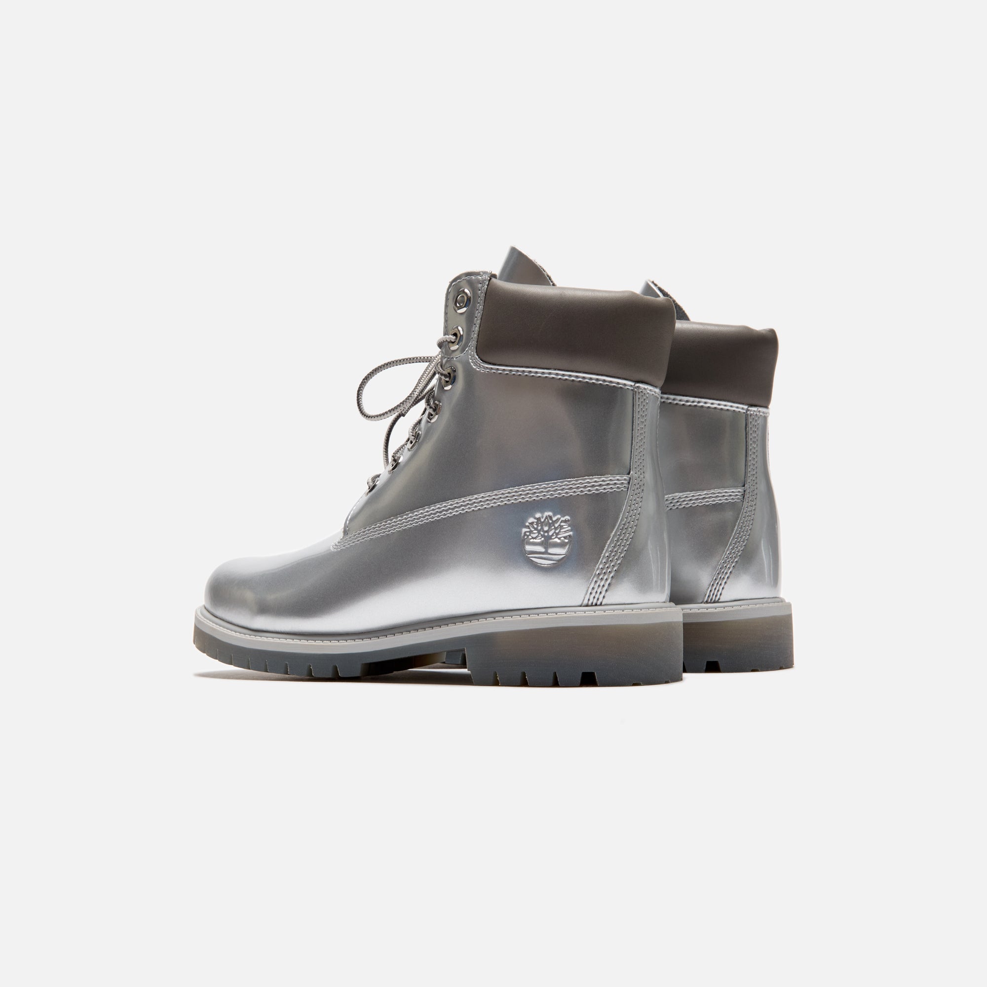 Timberland x Veneda Carter 6 Inch Boot - Silver – Kith Timberland x Veneda Carter 6 Inch Boot - Silver – Kith