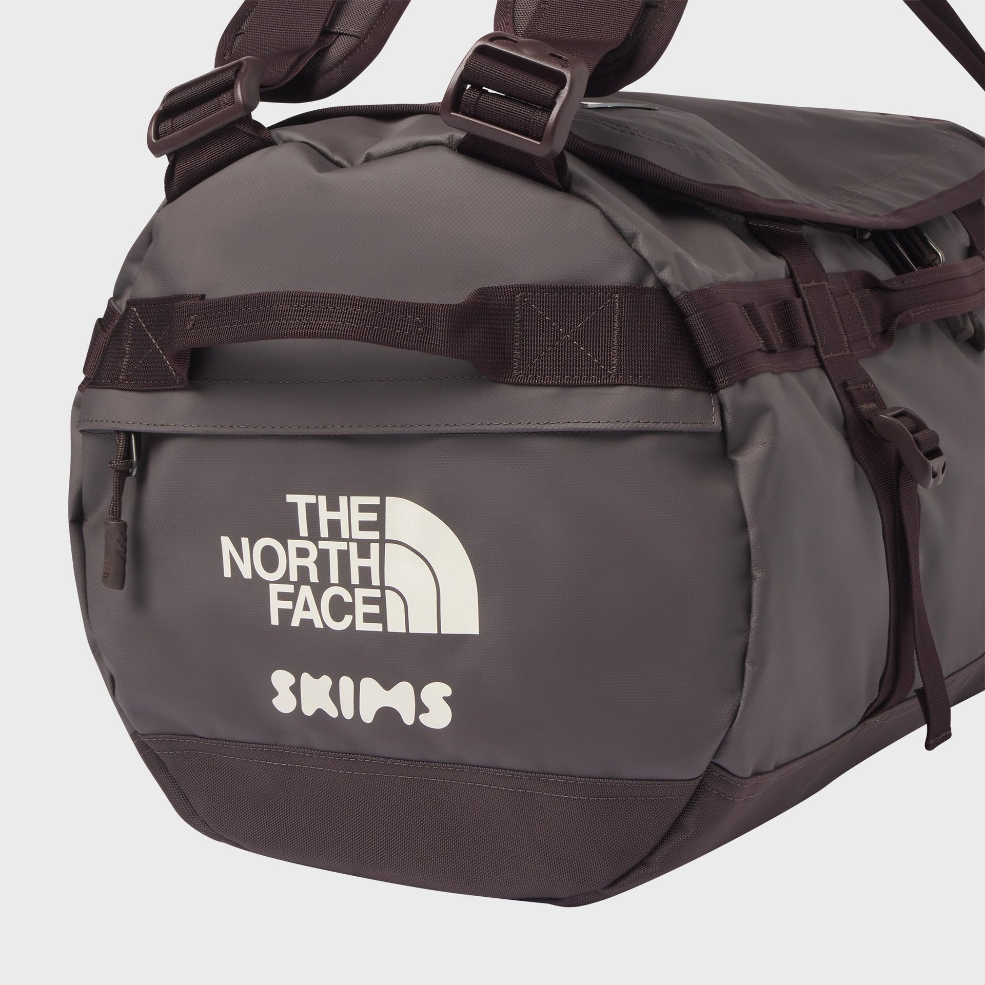 The North Face x SKIMS Small Base Camp Duffel - Phoenix