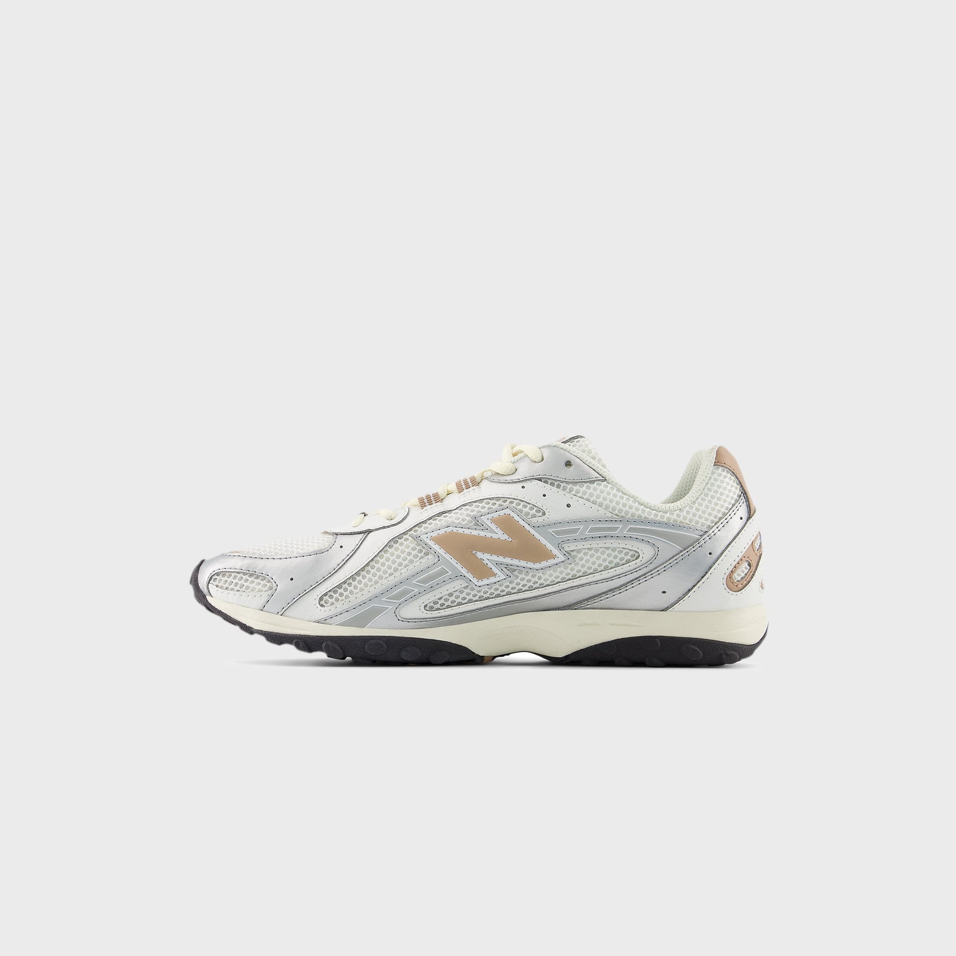 New Balance 204L - Silver Metallic / Flat Taupe