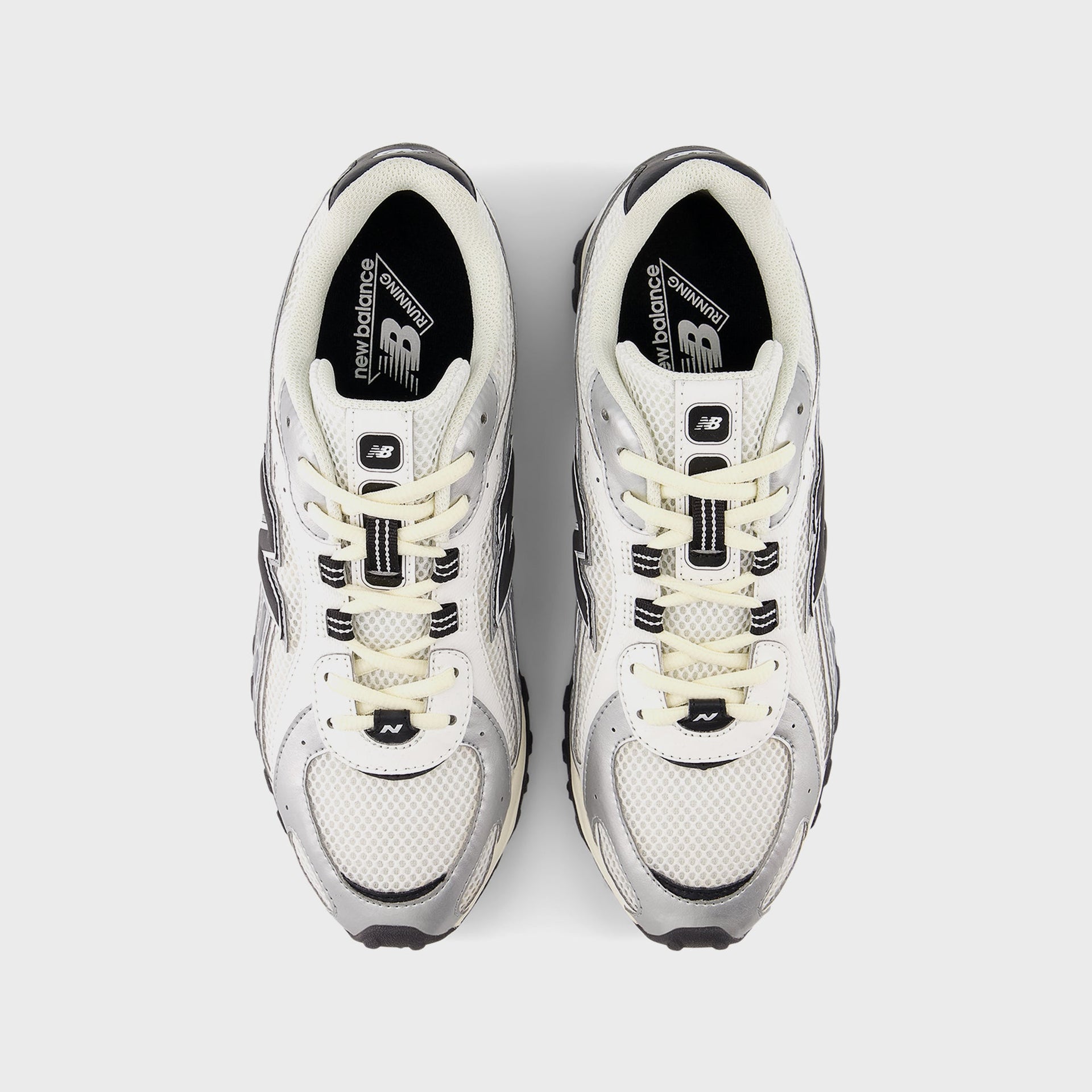 New Balance 204L - Silver Metallic / Black