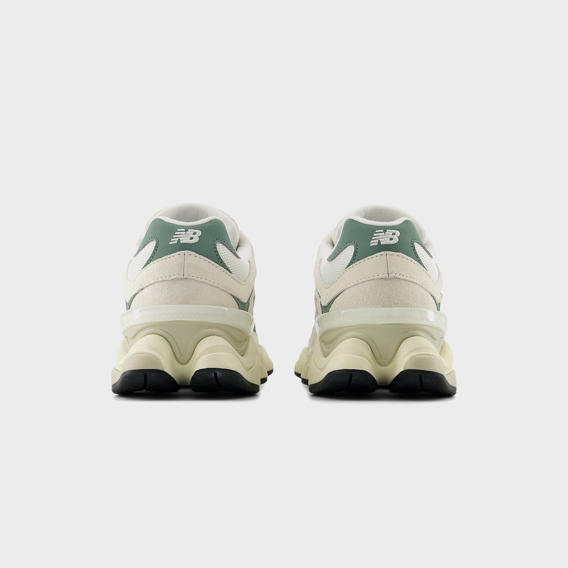 New Balance 9060 - Linen / Dark Juniper