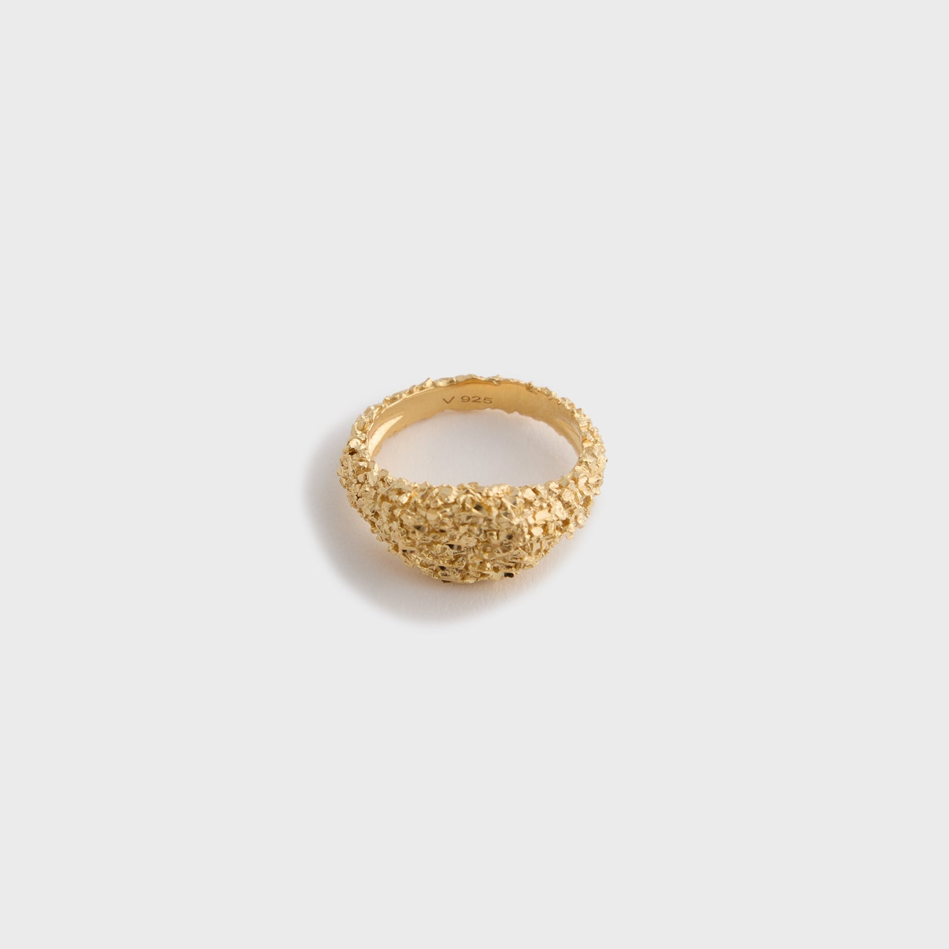 Veneda Carter VC001 in Gold