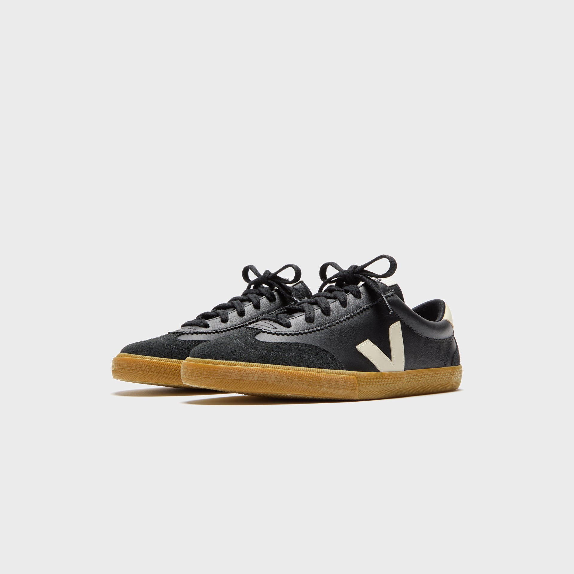 Veja Volley - Black Pierre