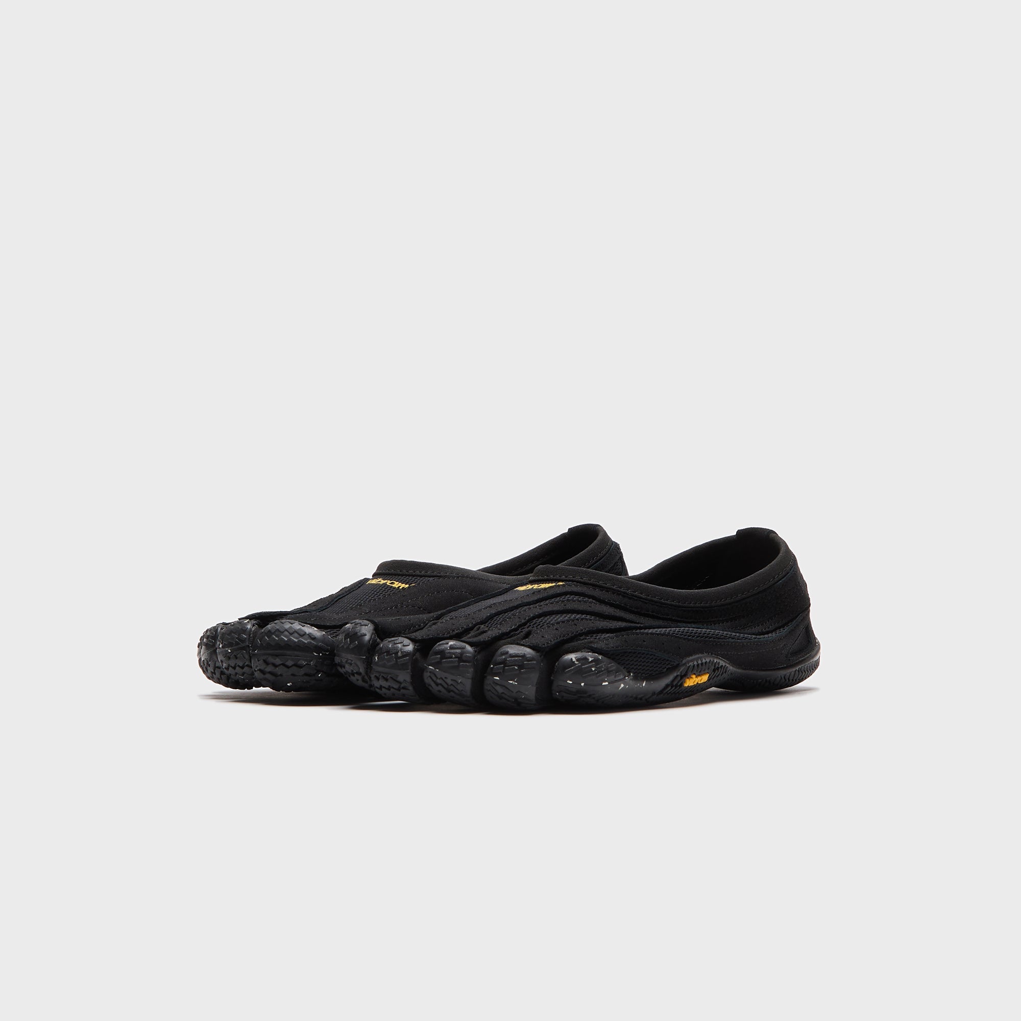 Vibram FiveFingers Jaya EVO - Triple Black – Kith