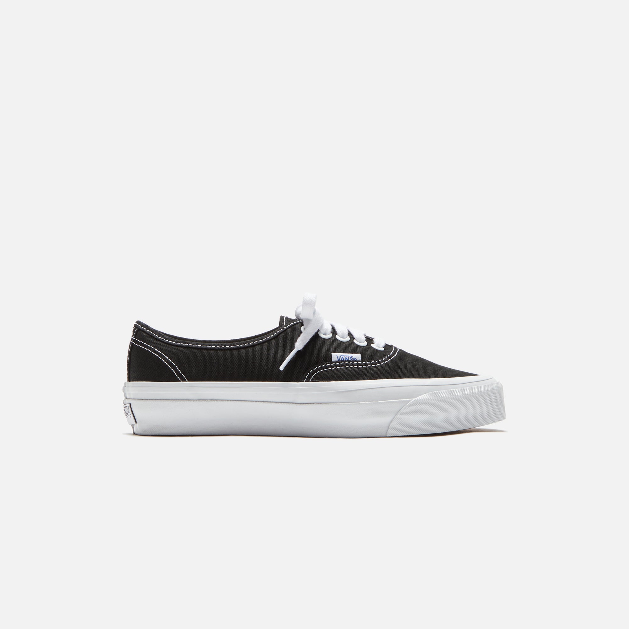 Black on sale white vans