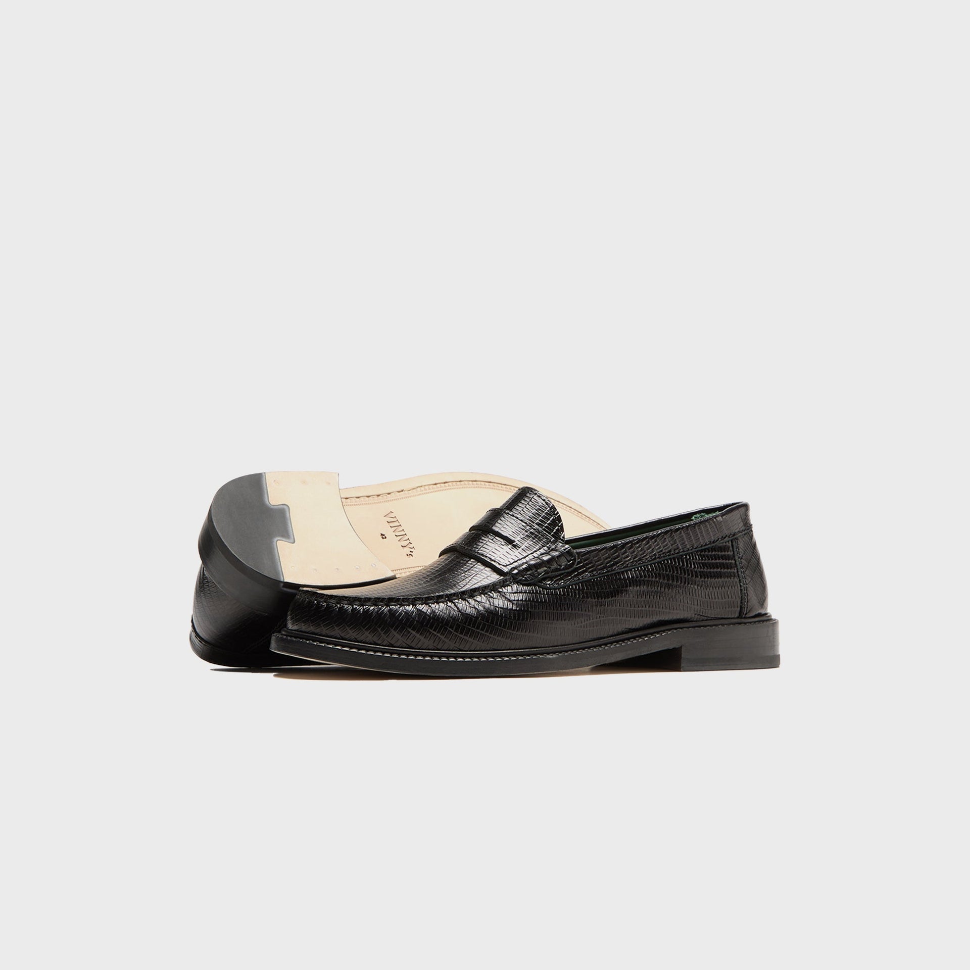 VINNY's Yardee Mocassin Loafer - Black Lizard