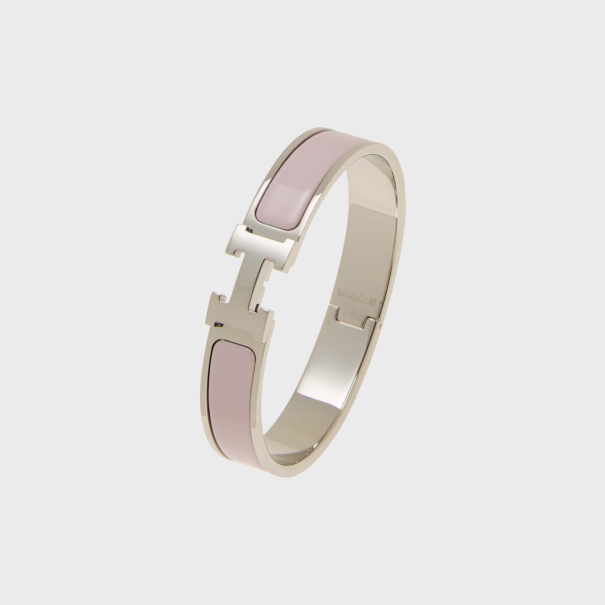 WGACA Hermes Pink Enamel Clic Clac 'H' Bracelet - Pink / Silver – Kith WGACA Hermes Pink Enamel Clic Clac 'H' Bracelet - Pink / Silver – Kith
