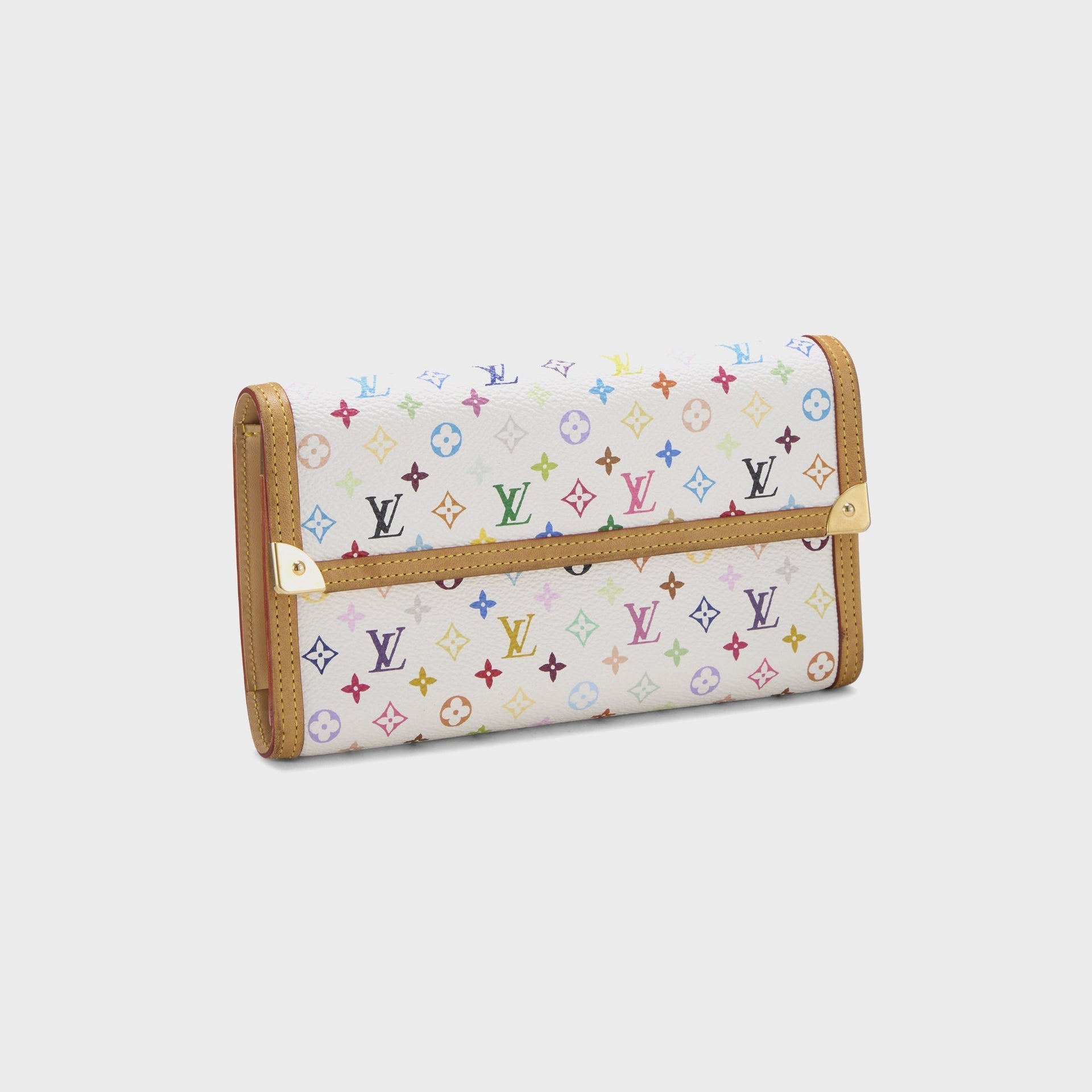 WGACA Louis Vuitton International in White
