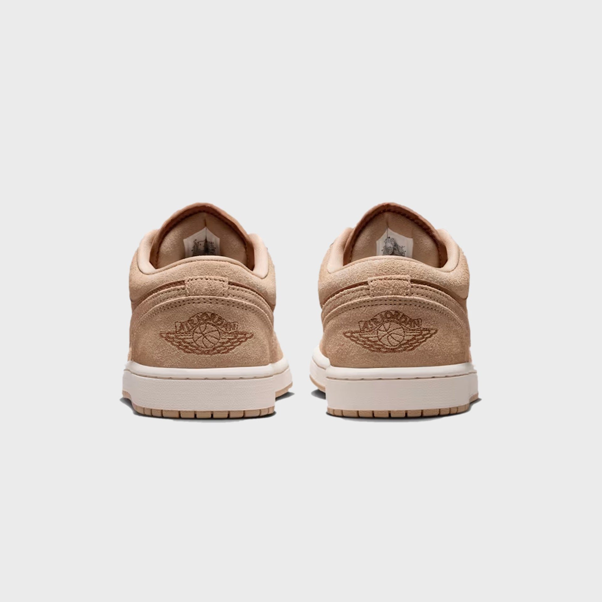 Jordan WMNS Air Jordan 1 Low - Legend Medium Brown / Chalk / Light British Tan