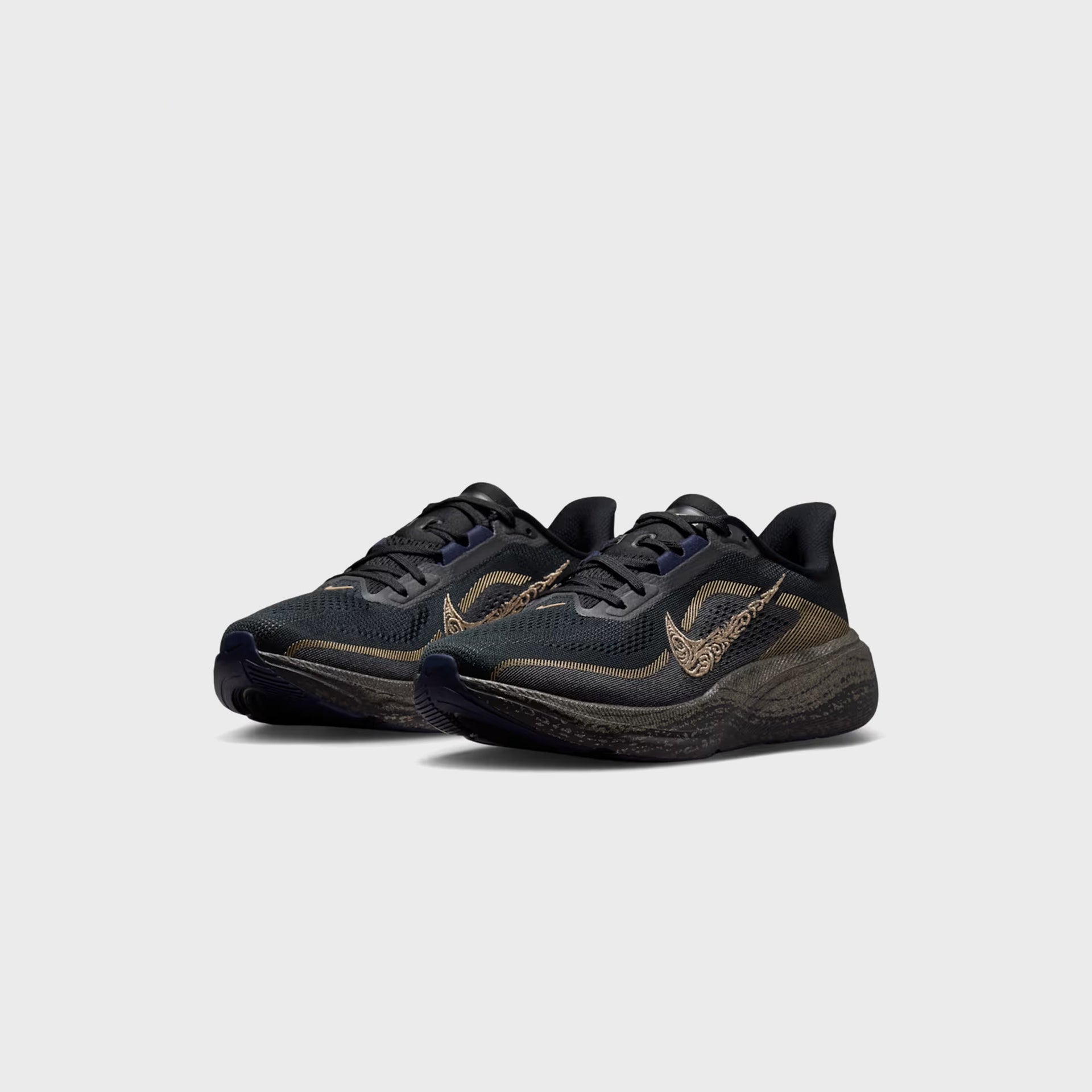 Nike WMNS Pegasus 42 - Black / Pitch Blue / Blackened Blue / Blur