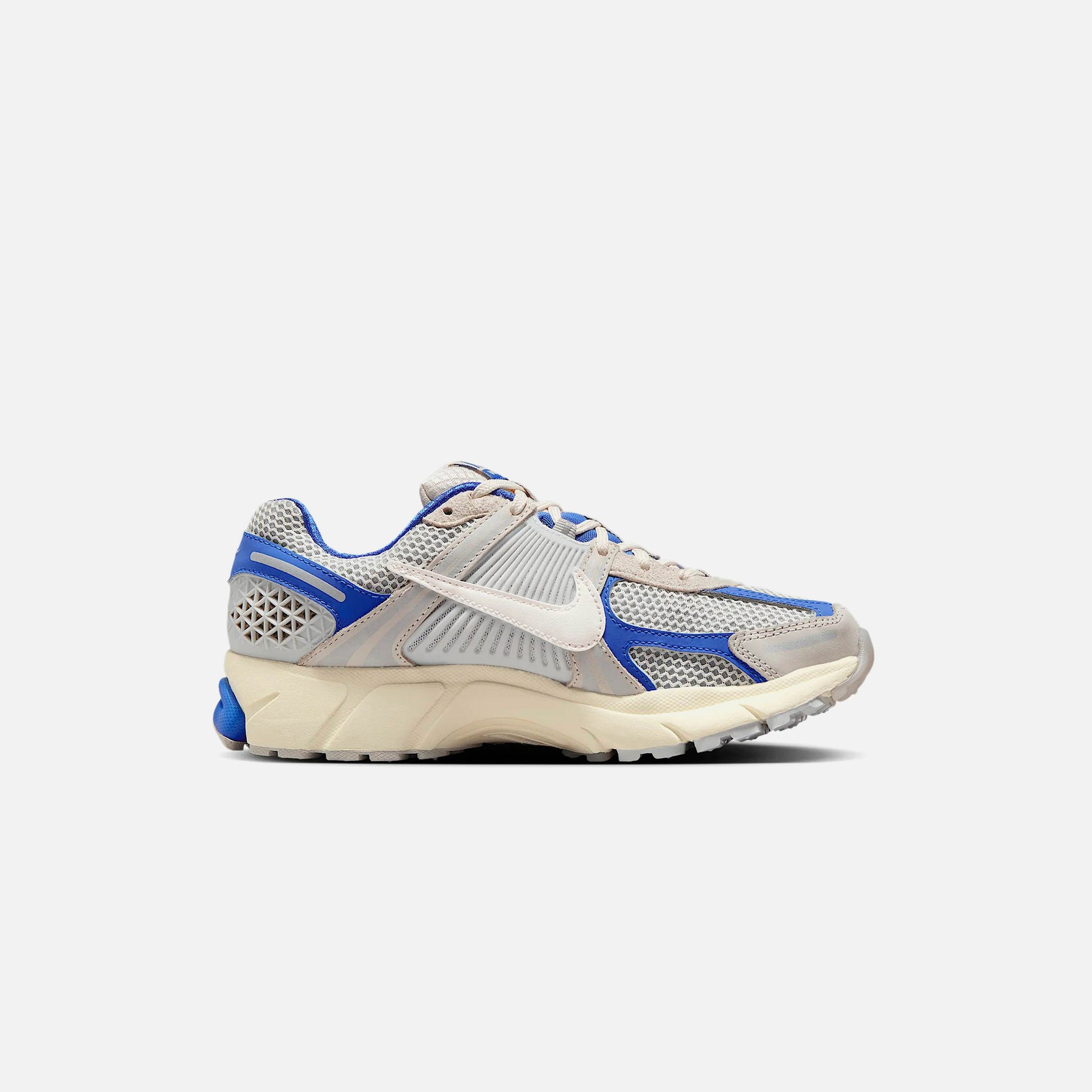 Nike WMNS Zoom Vomero 5 - Game Royal / White / Coconut