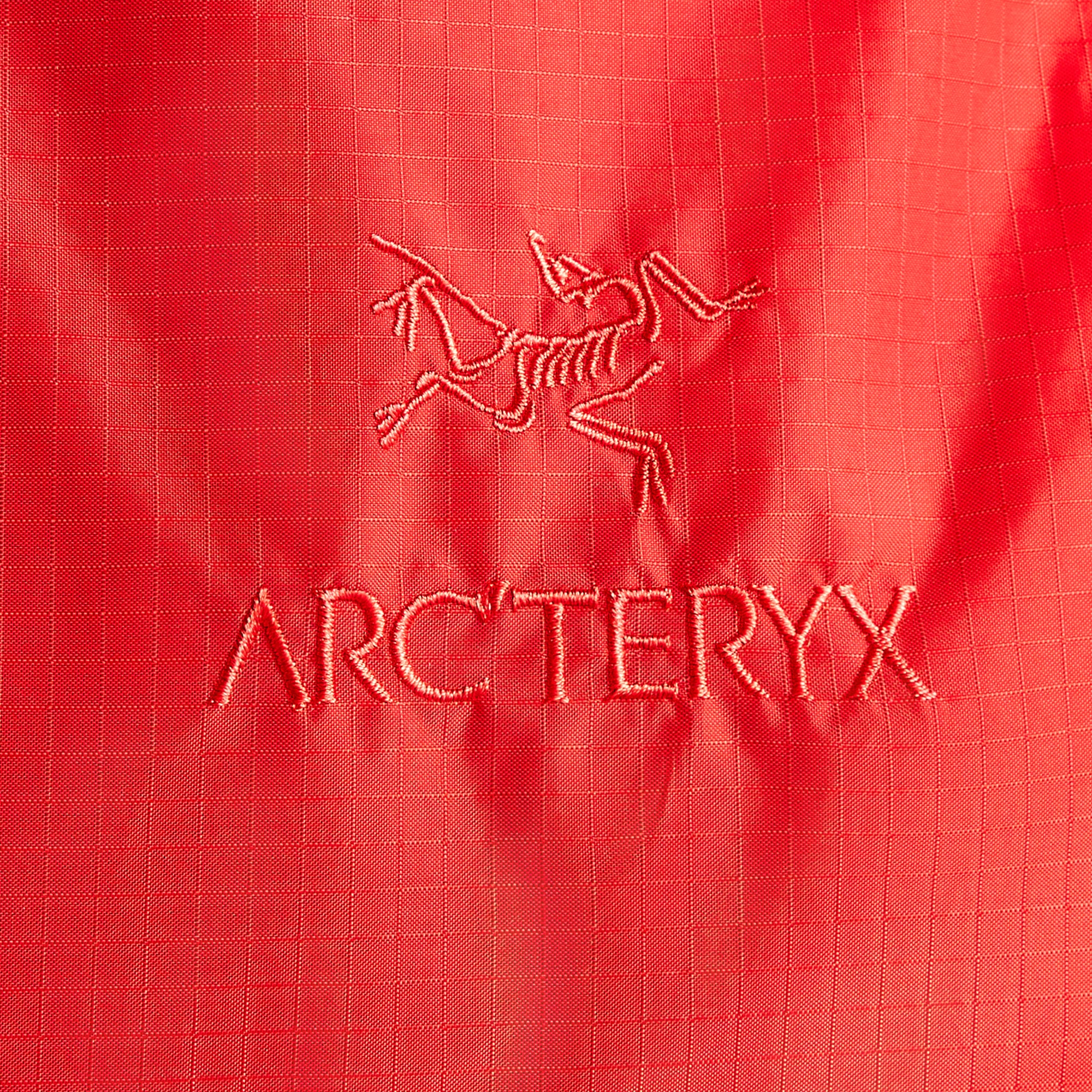リ*ム様 Arc’teryx Ogee System A tote bag Arc'teryx System_A Ogee Insulated Tote - Dynasty – Kith
