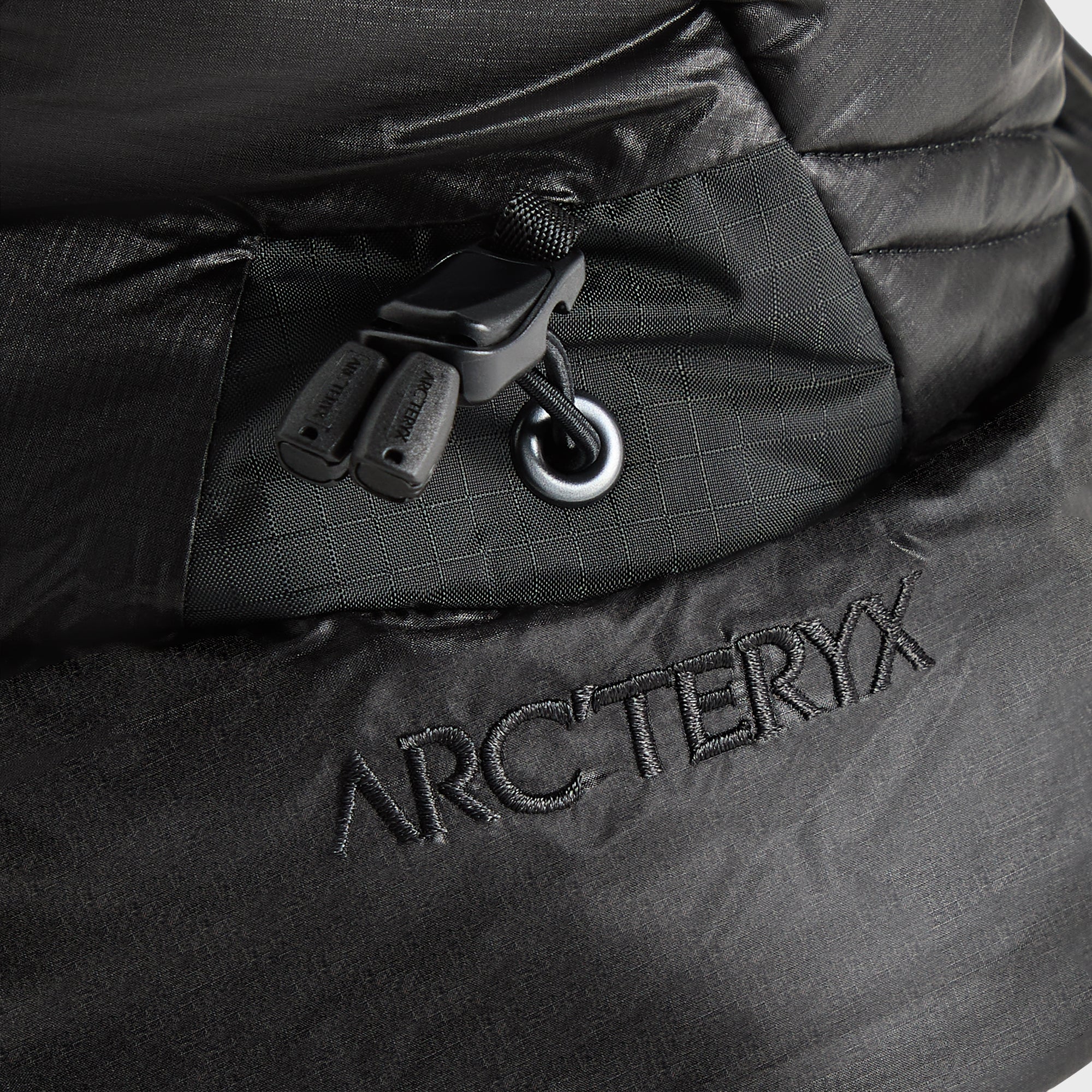 Arc'teryx System_A Ogee Insulated Bucket Hat - Black – Kith