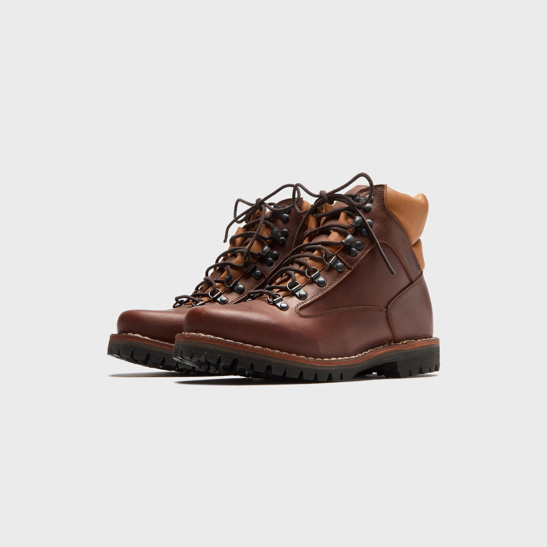 Yuketen American Mountain Boots - Brown