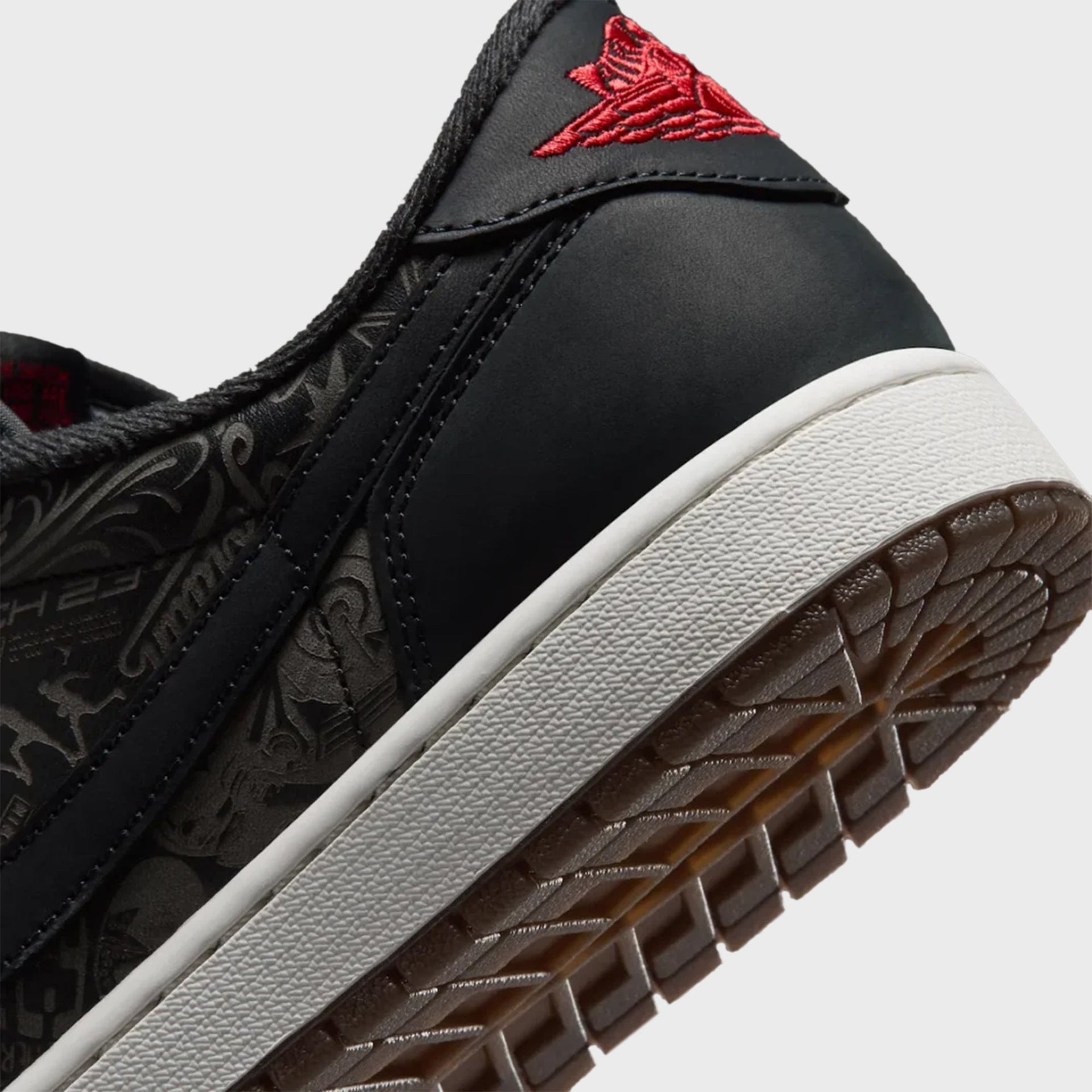 Jordan Air Jordan 1 Low OG - Black / Summit White / Varsity Red