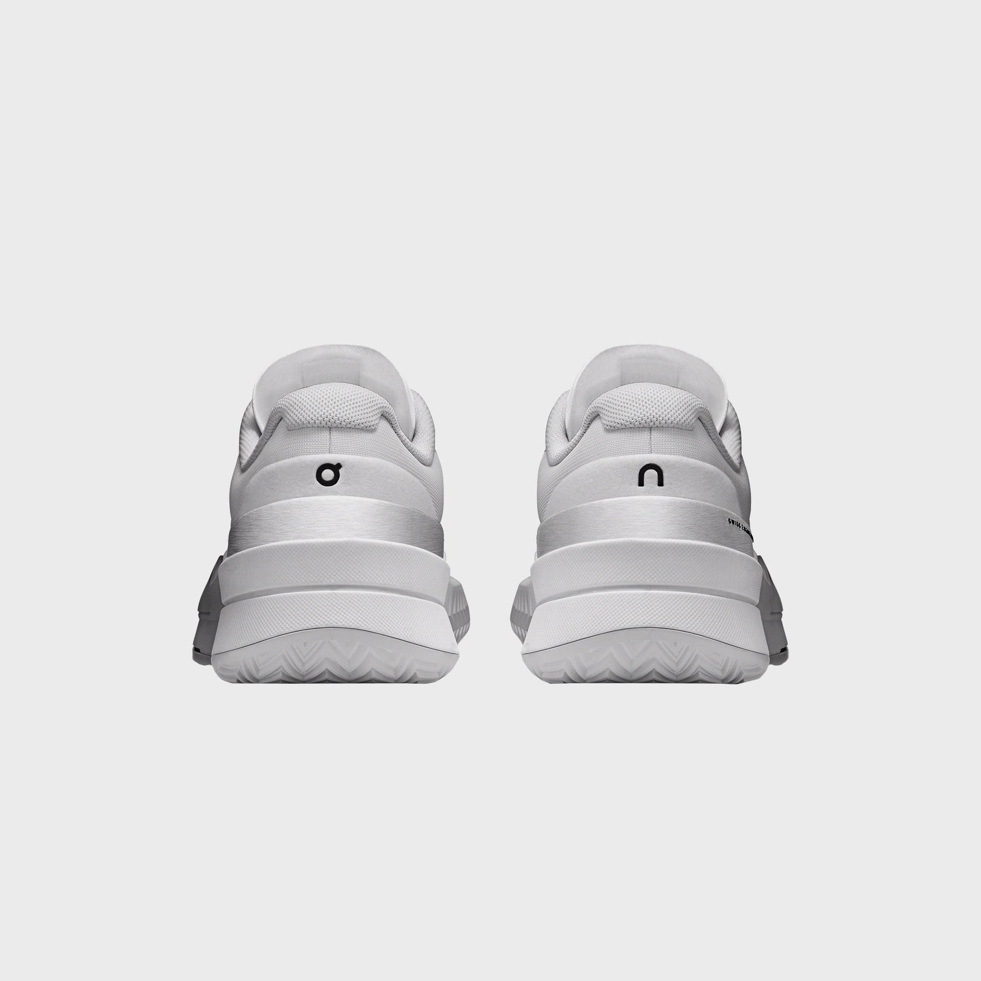 On Running WMNS The Roger Pro 2 - All White