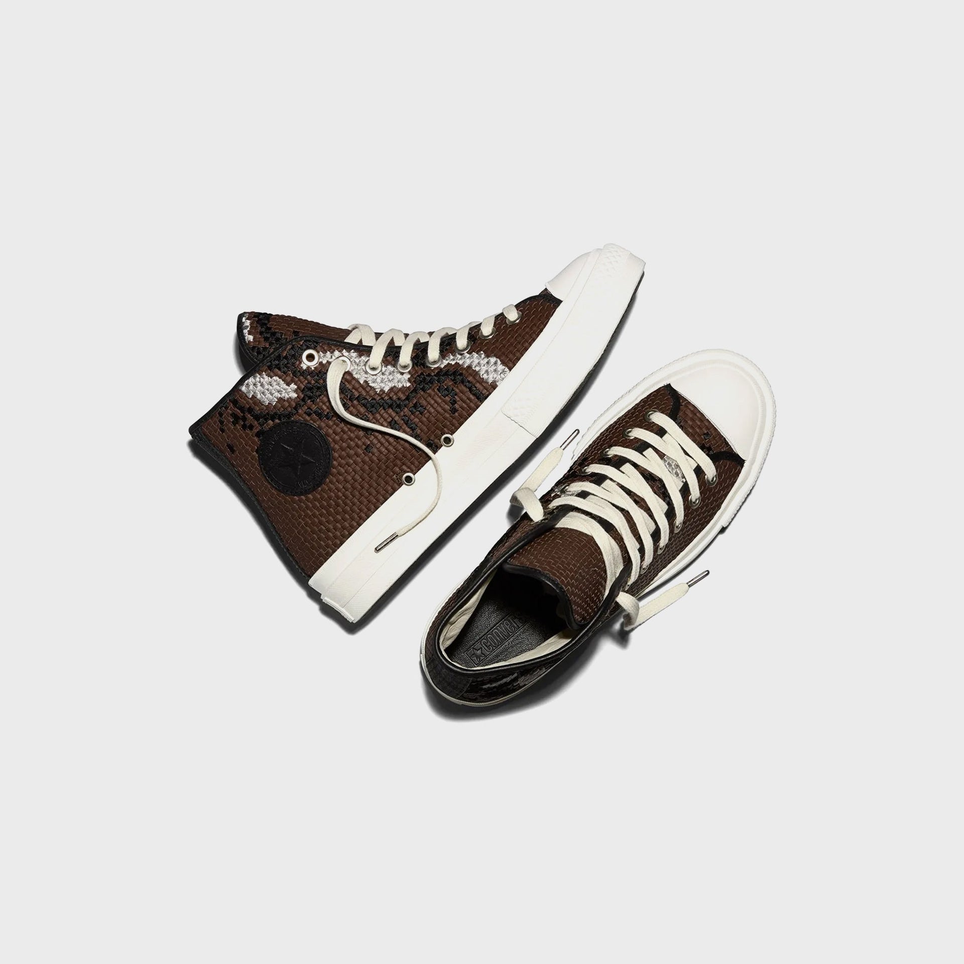 Converse First String Chuck Taylor All Star - Brown / Snow White / Black