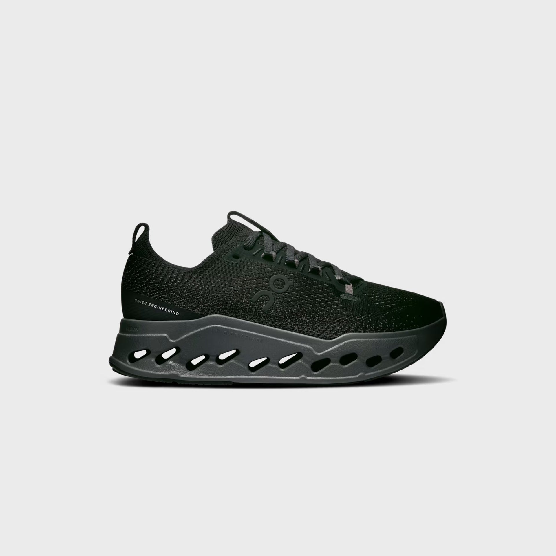 On Running WMNS Cloudsurfer Max - Black / Eclipse