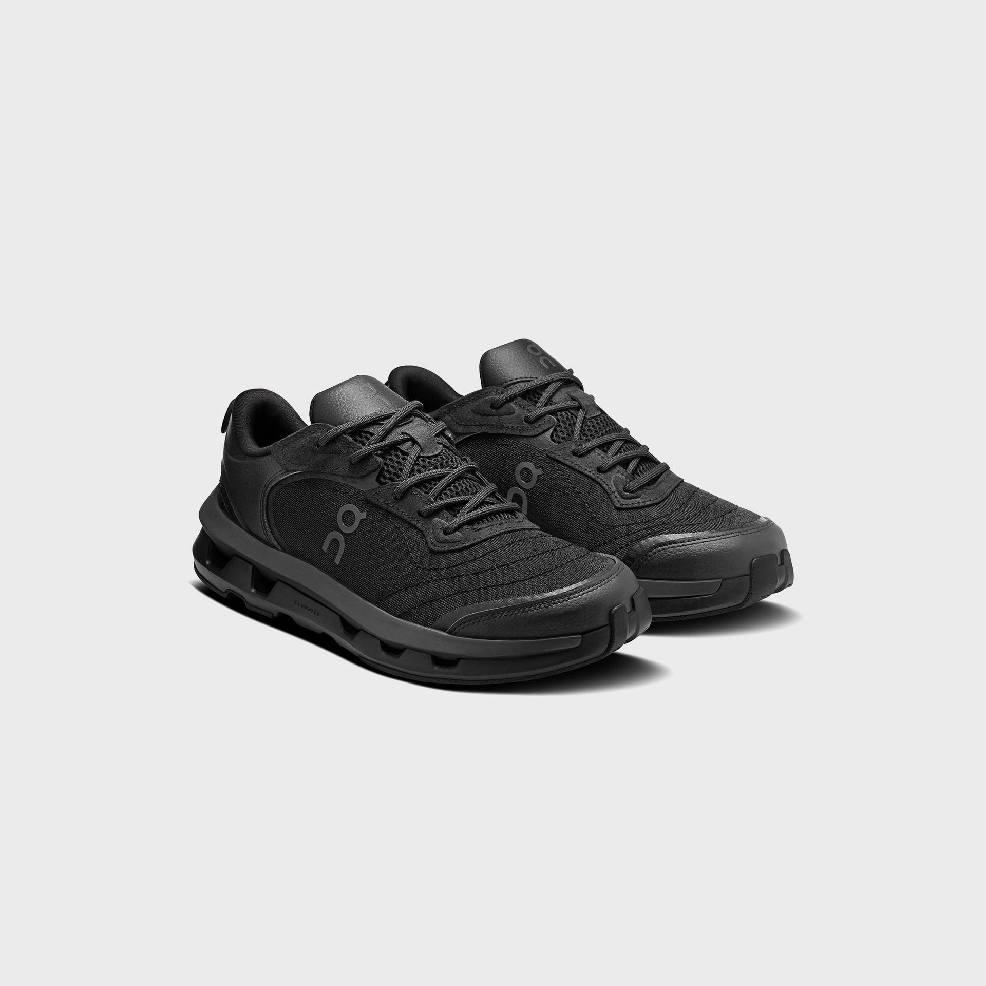 On Running WMNS Cloudzone Moon - Black / Black