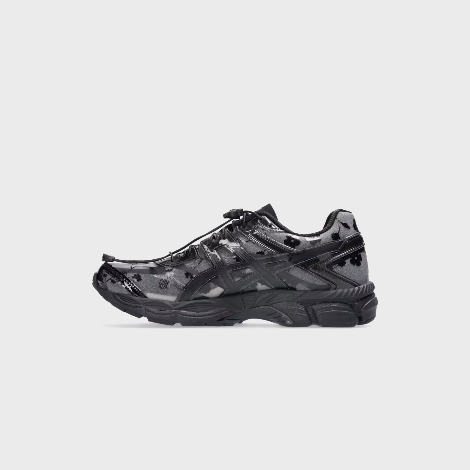 ASICS x Cecilie Bahnsen Gel-Cumulus 16 - Black / Black – Kith