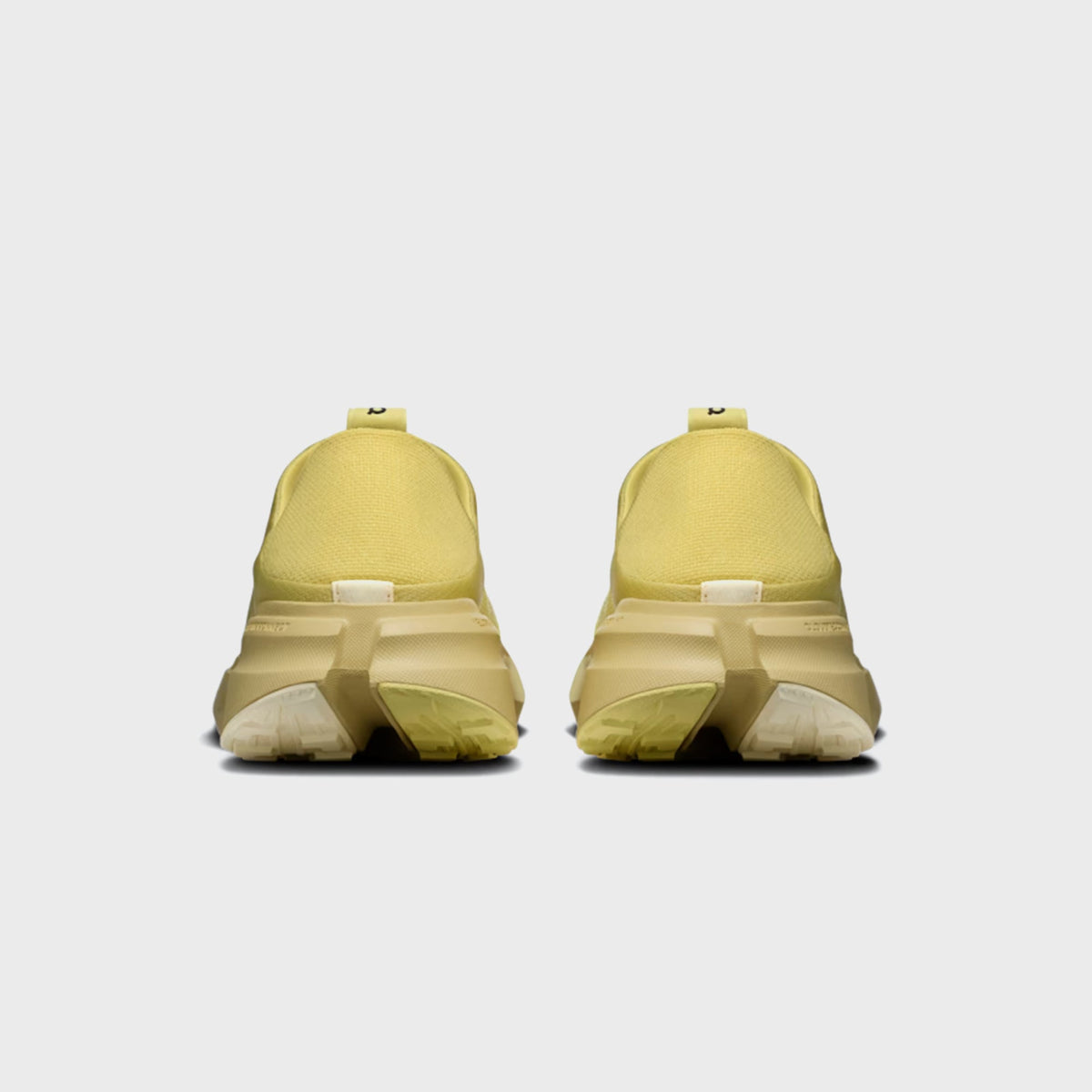 On Running Cloudsoma Moc - Acacia