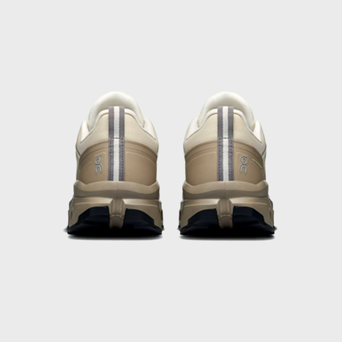On Running Cloudrock Low Waterproof - Grain / Soba