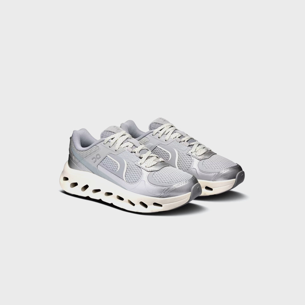 On Running WMNS Cloudtilt Arc - Alloy / Ivory