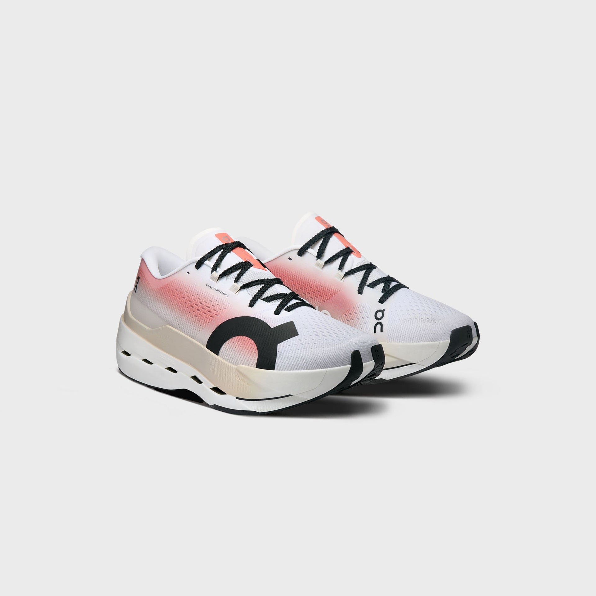 On Running Cloudboom Max - White / Pearl