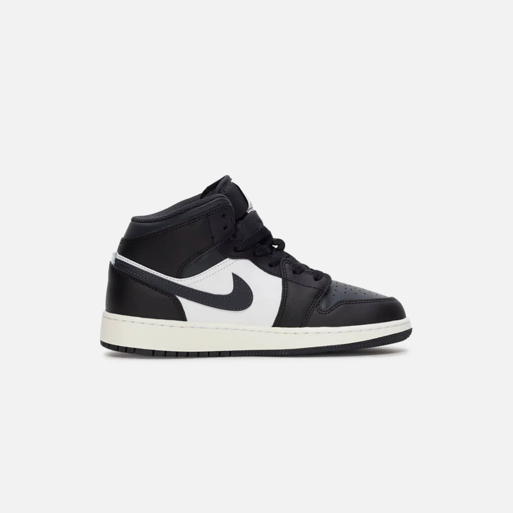 Jordan GS Air Jordan 1 Mid - Black / Summit White / Off Noir