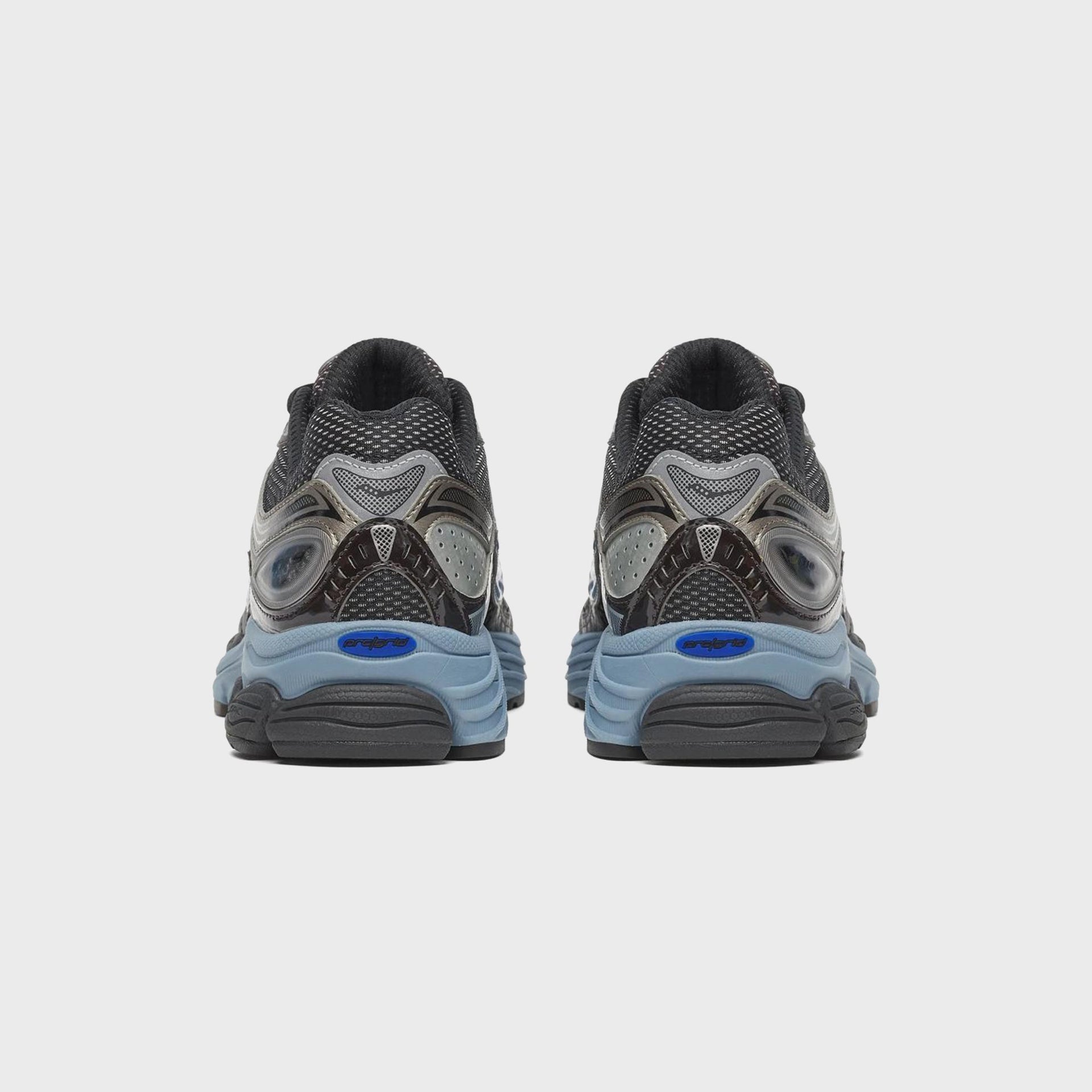Saucony ProGrid Omni 9 - Black / Torte