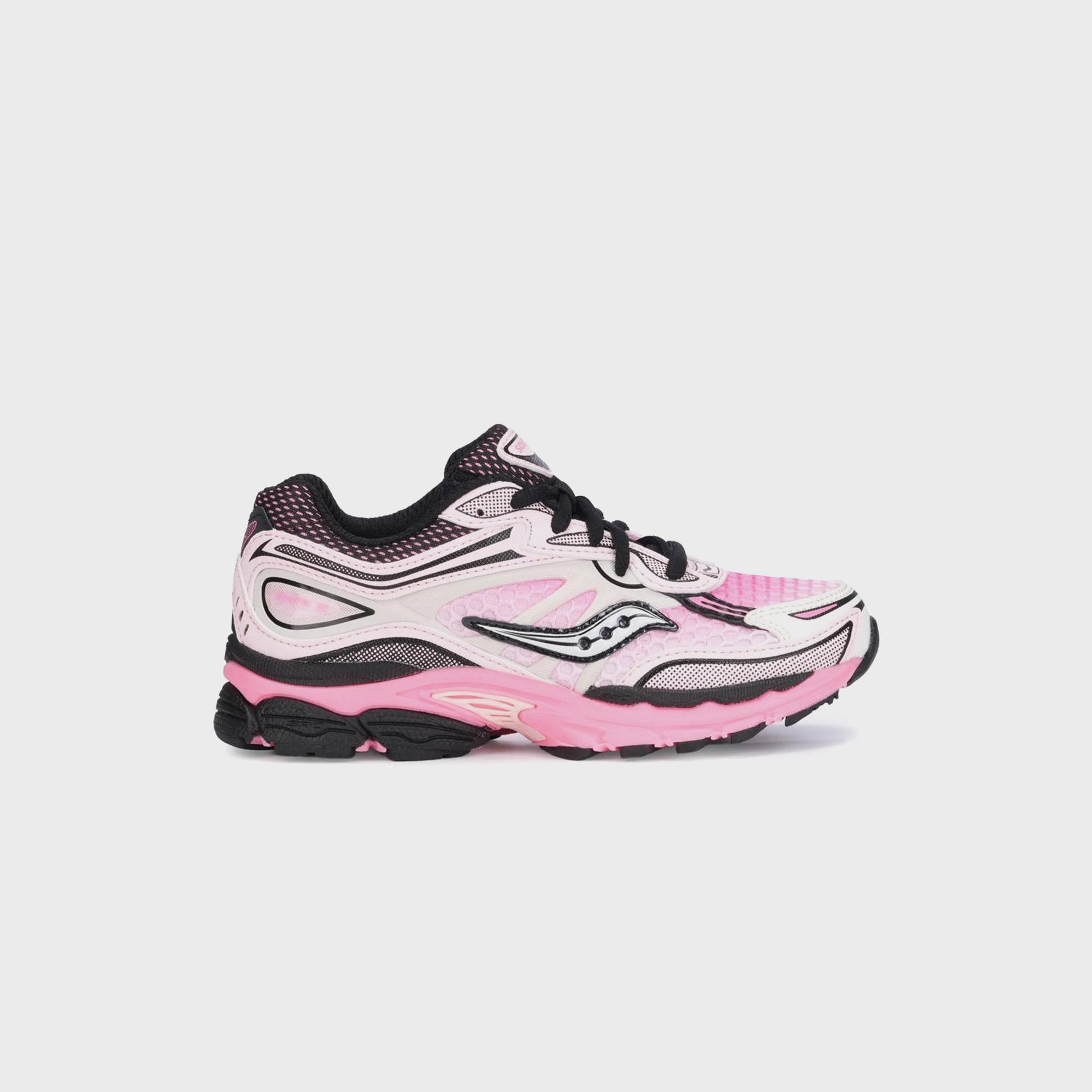 Saucony GS Omni 9 KDZ sneaker in pink, white and black with salmon midsole, lateral side profile