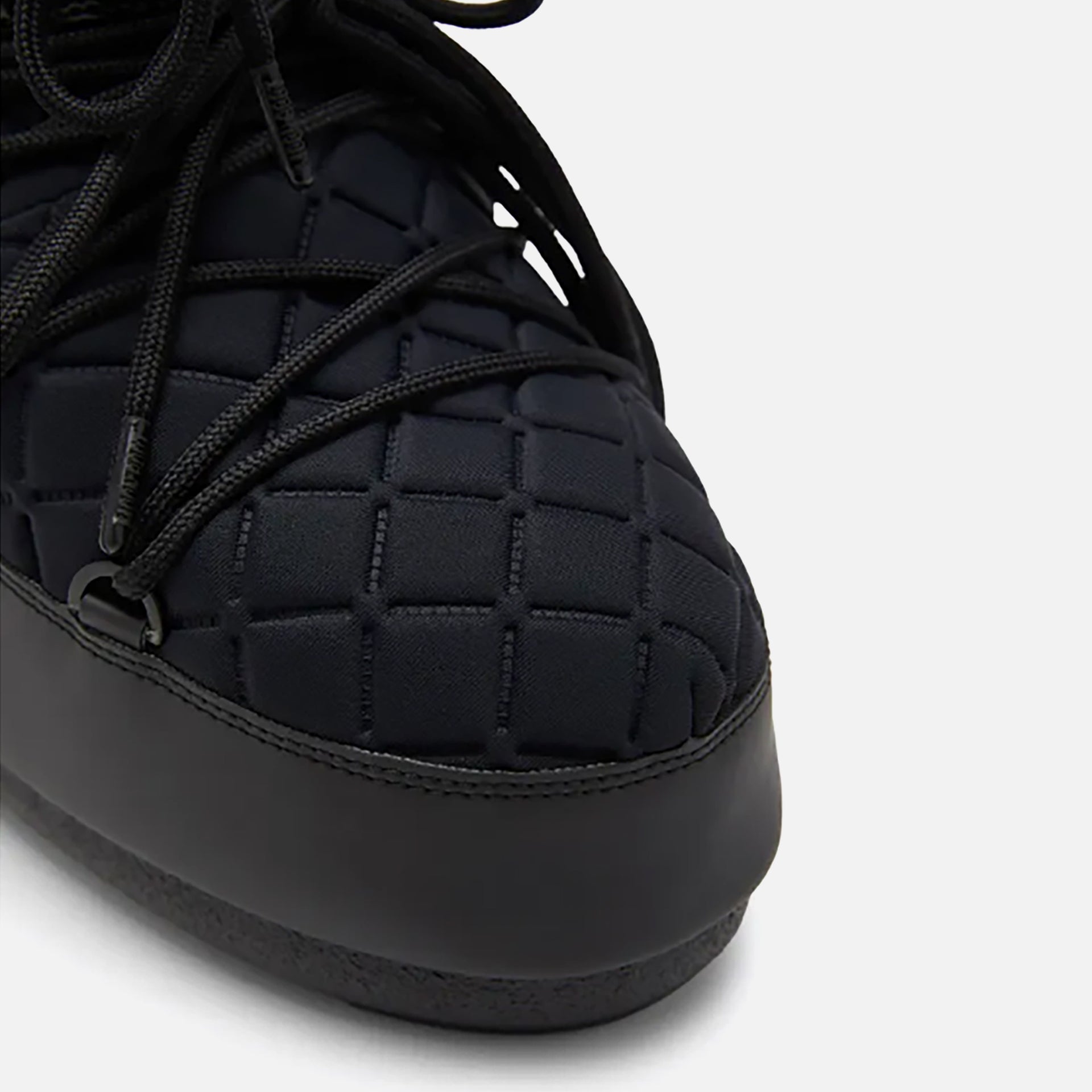 Moon Boot Icon Low Quilt - Black