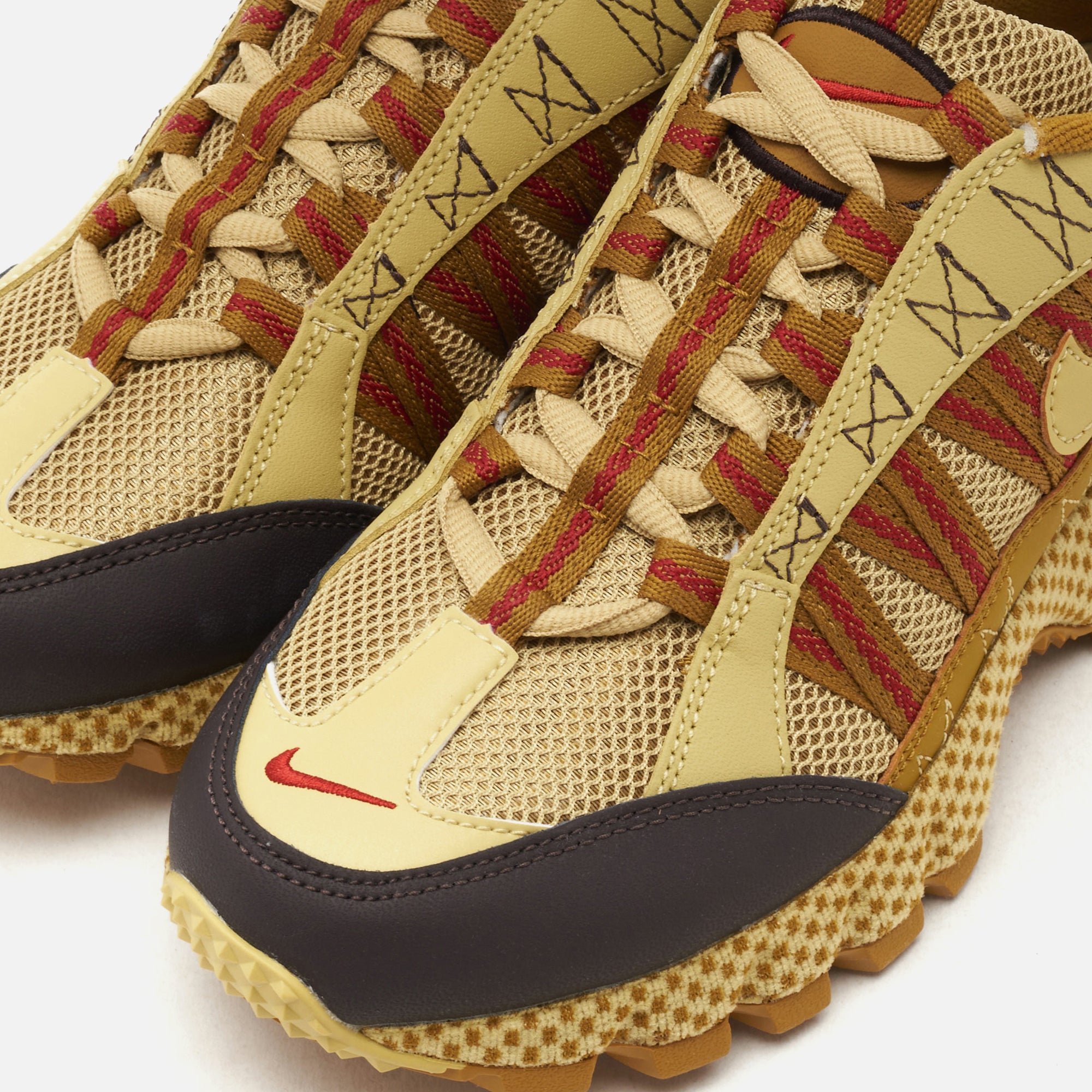 Nike Air Humara - Buff Gold / Buff Gold / Bronzine – Kith