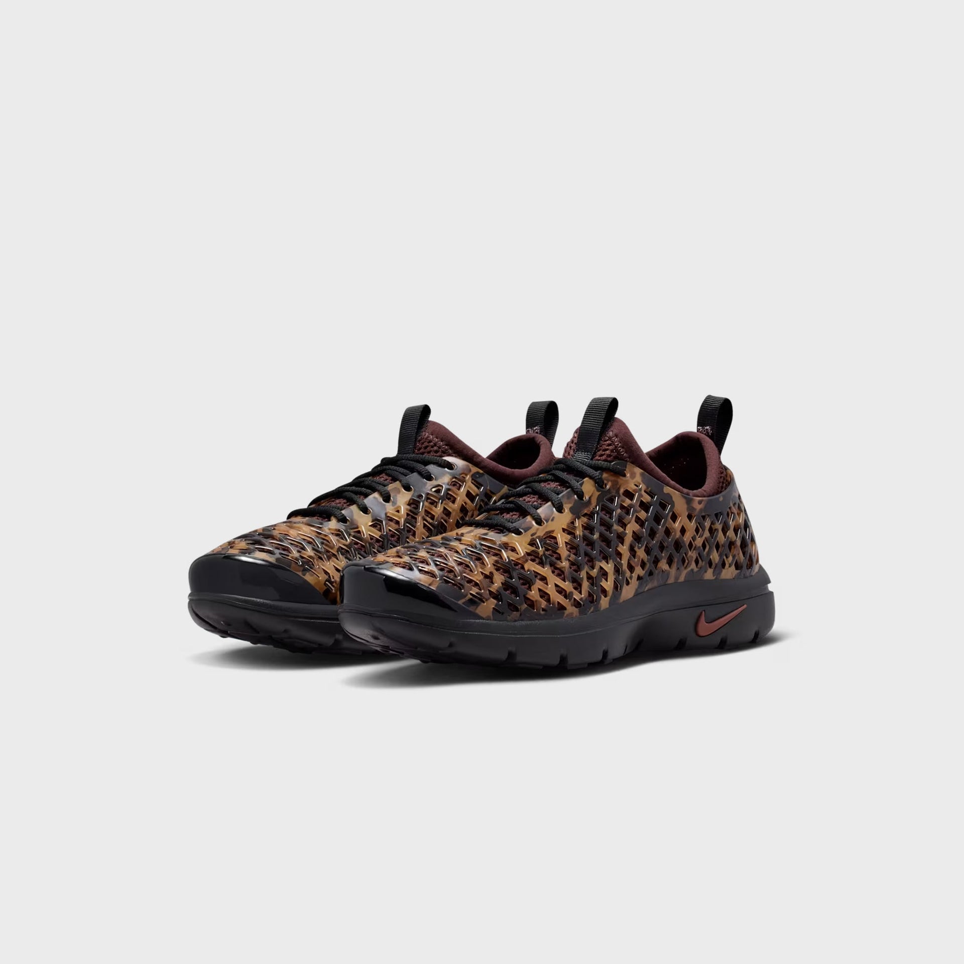 Nike WMNS Rejuven8 Run - Black / Barkroot Brown / Brown