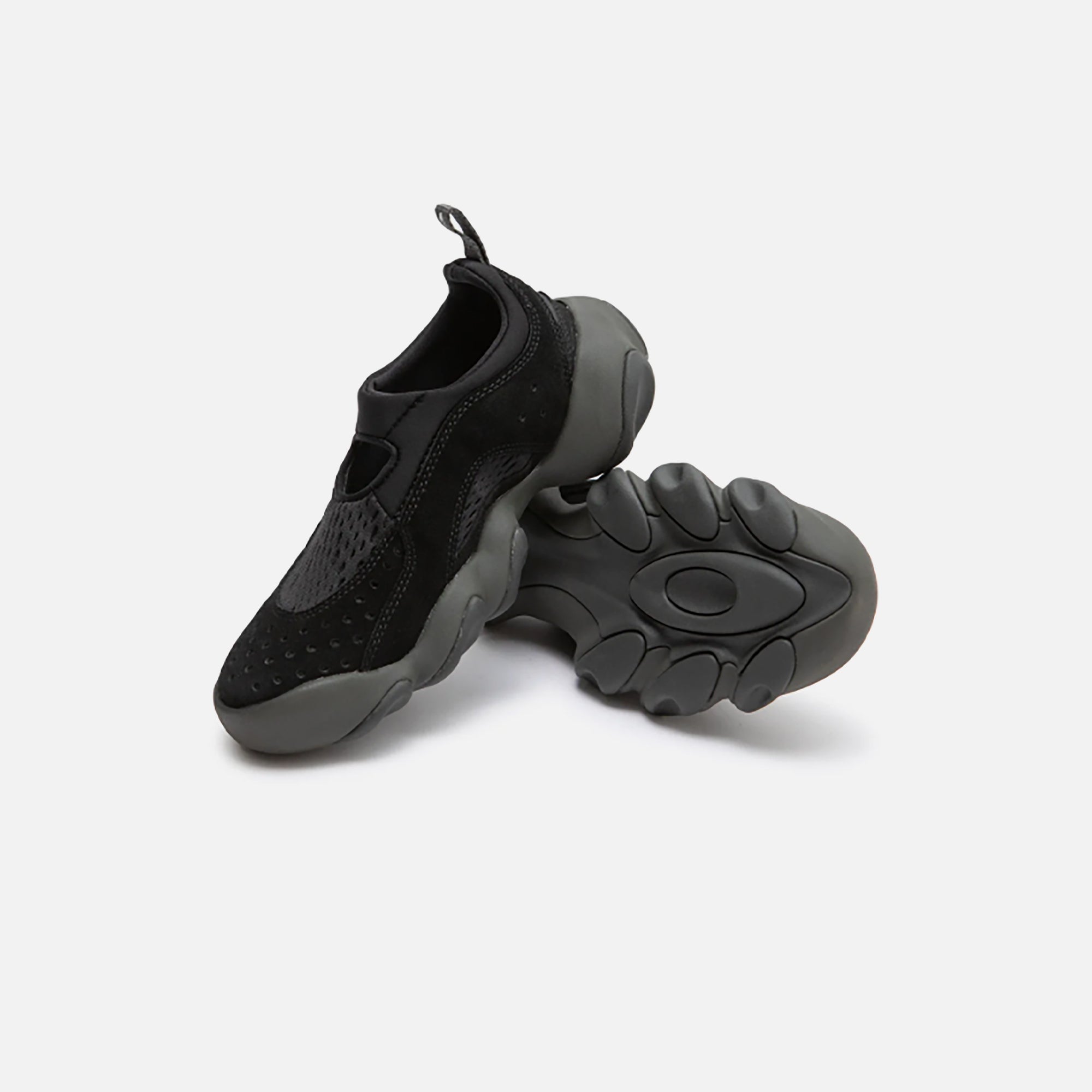 Oakley Suede Flesh Sandal - Black – Kith
