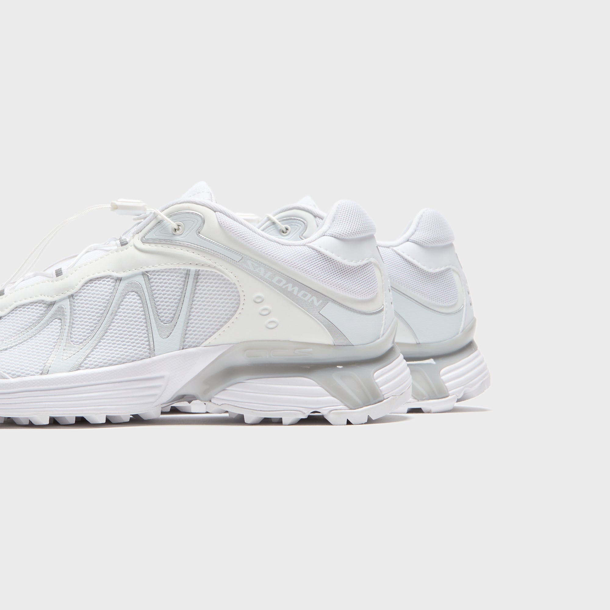 国内配送 SALOMON XT-WHISPER WHITE/LUNAR ROCK/FTW SILVER Salomon Advanced XT-Whisper | White/Lunar Rock/Ftw Silver