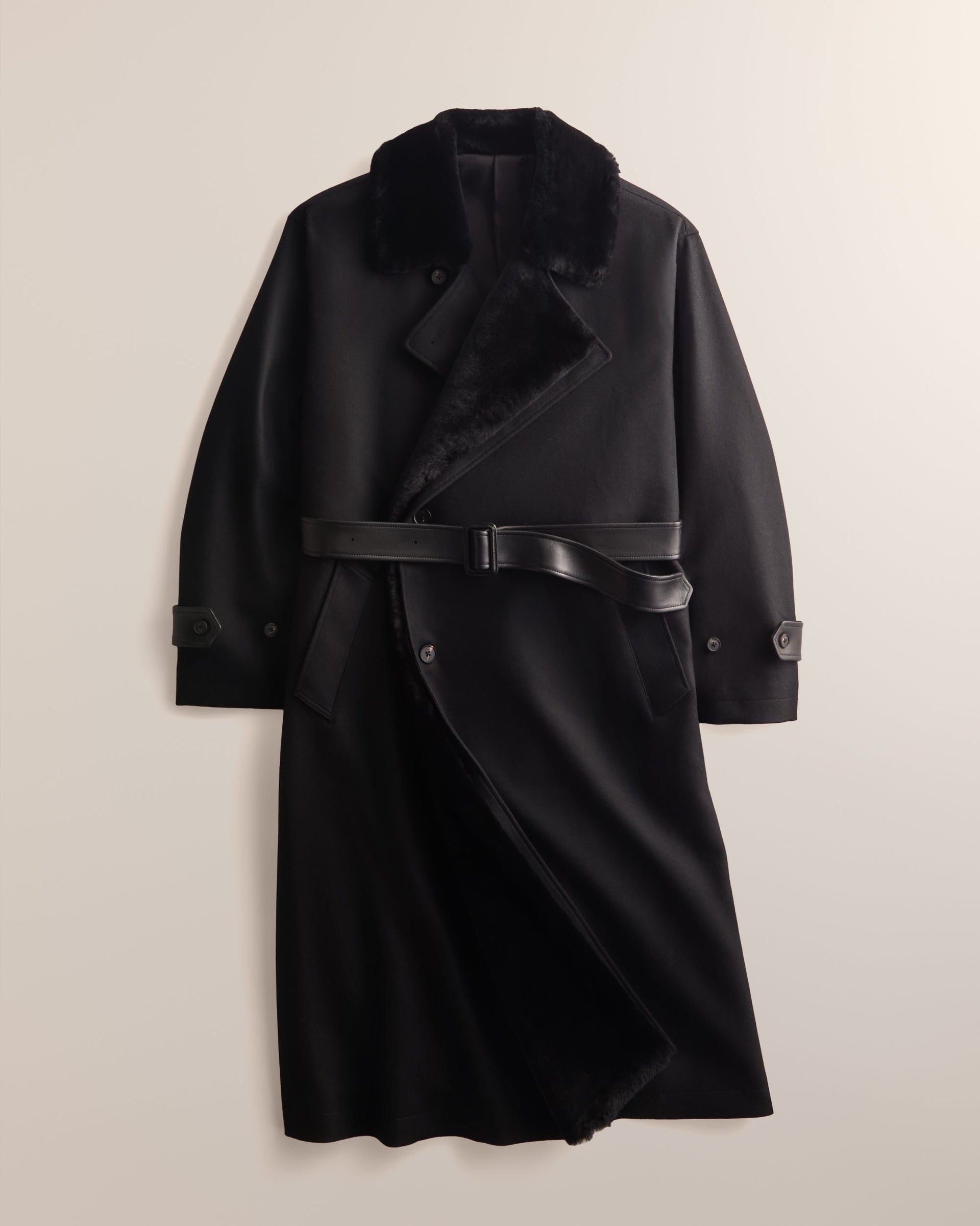 gid://shopify/MediaImage/43984870244628