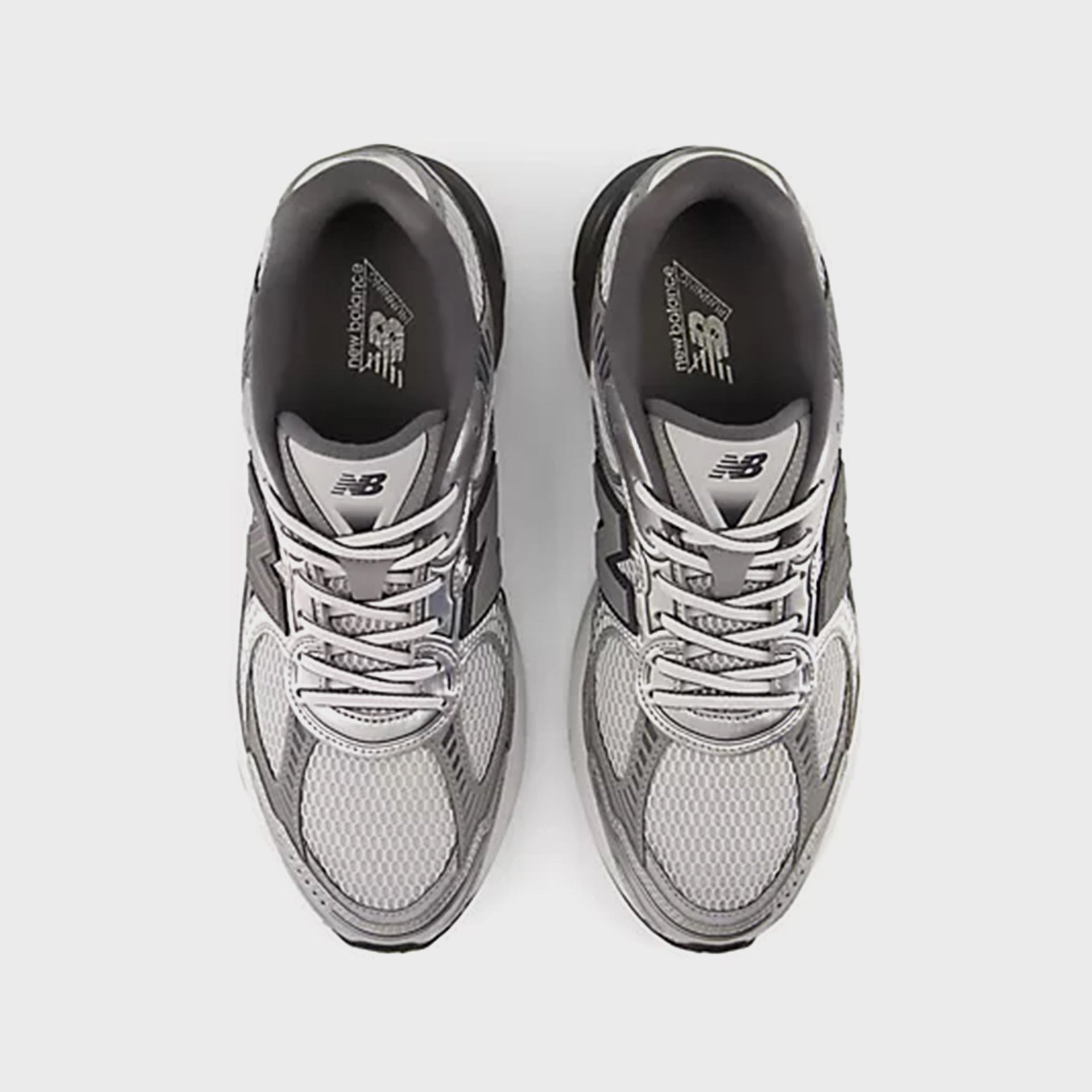New Balance 2010 - Black / Metallic Silver / Grey