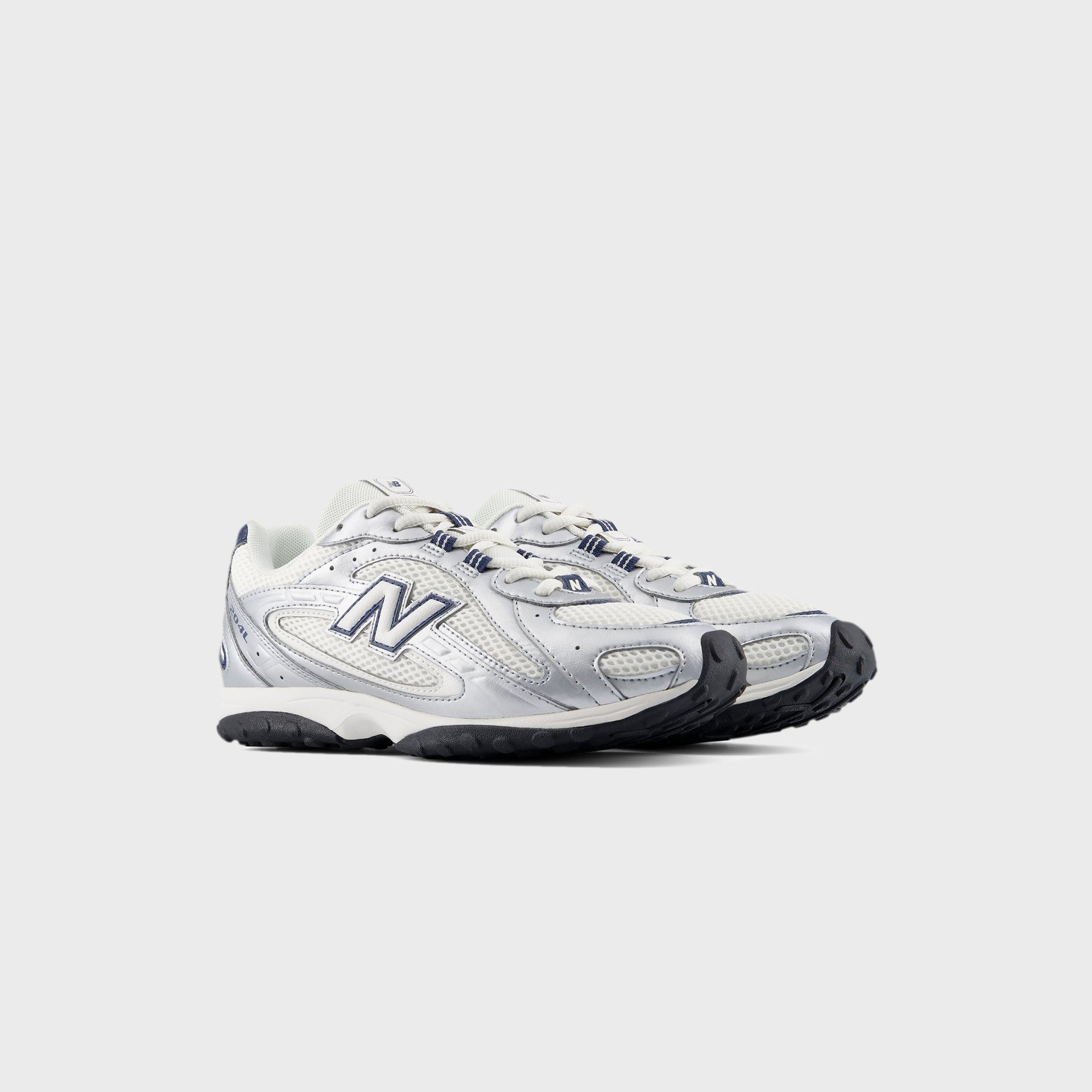 New Balance 204L - Sea Salt / Silver Metallic / NB Navy