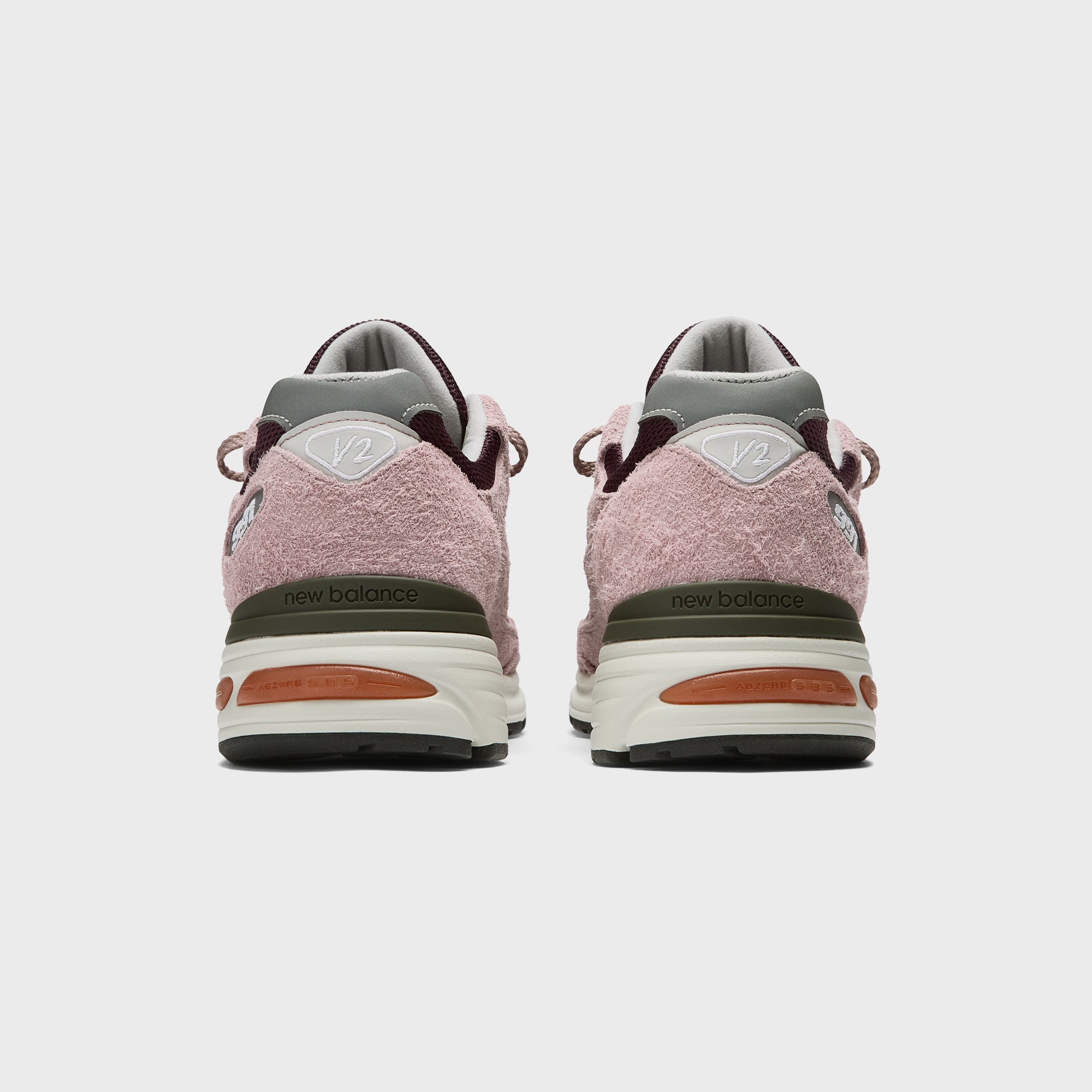 KITH × New Balance 991V2 Oyster Mushroom New Balance Made in UK 991v2 - Deauville Mauve / Fig