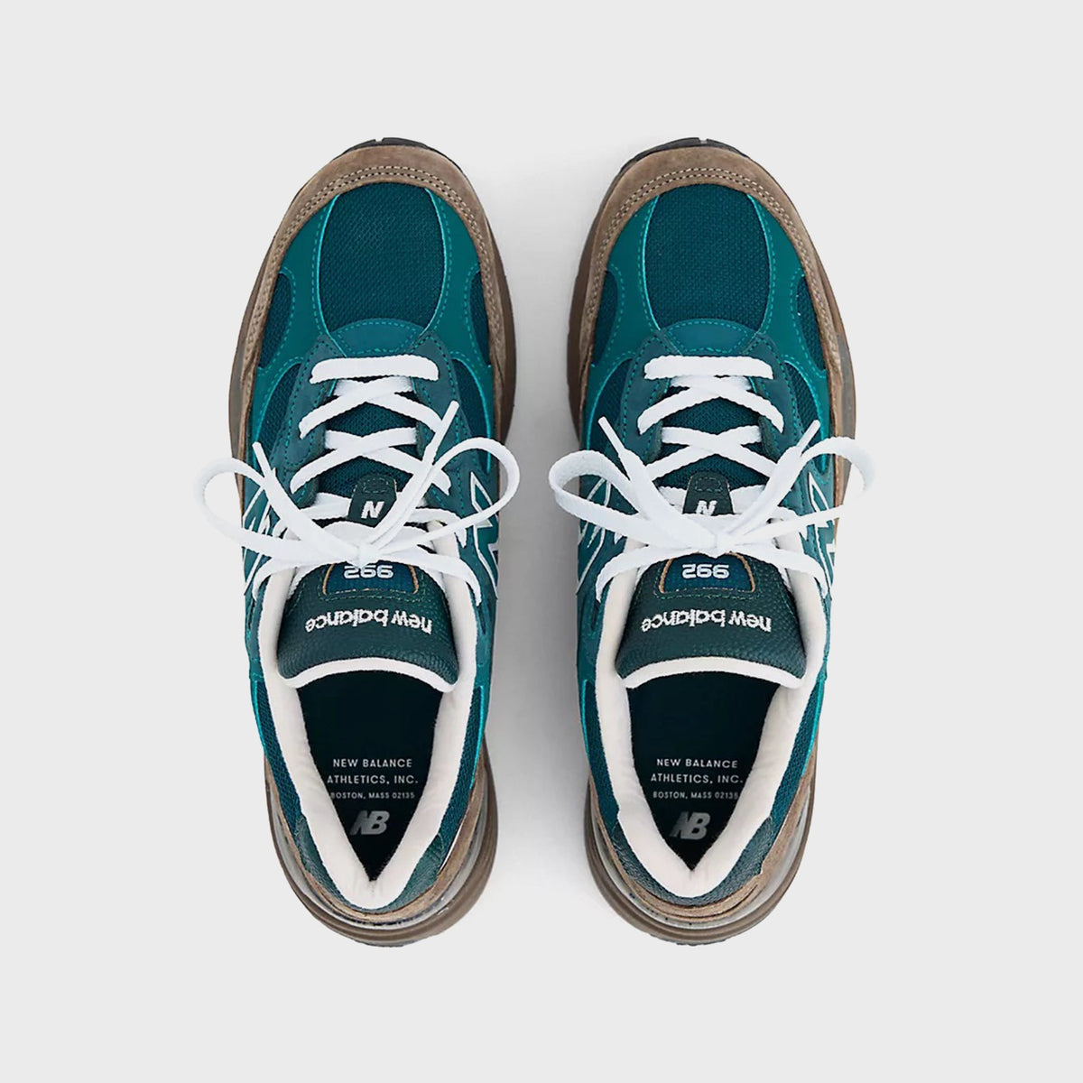 New Balance Made in USA 992 - Medusa Green / Cortado / Thunder Brown