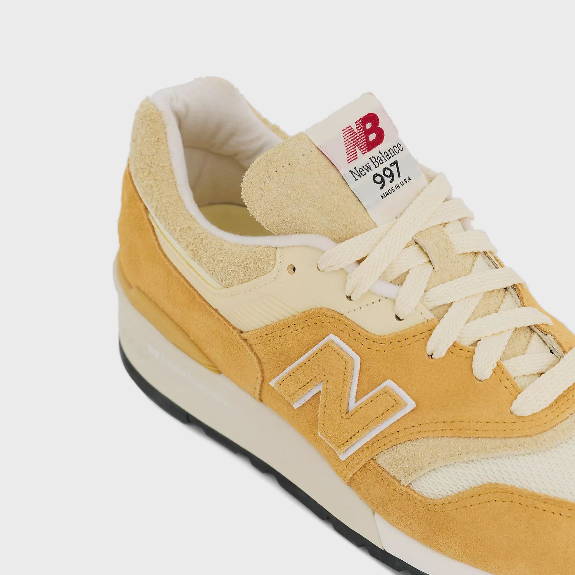 New Balance Made in USA 997 - Dried Apricot / Calcium / White