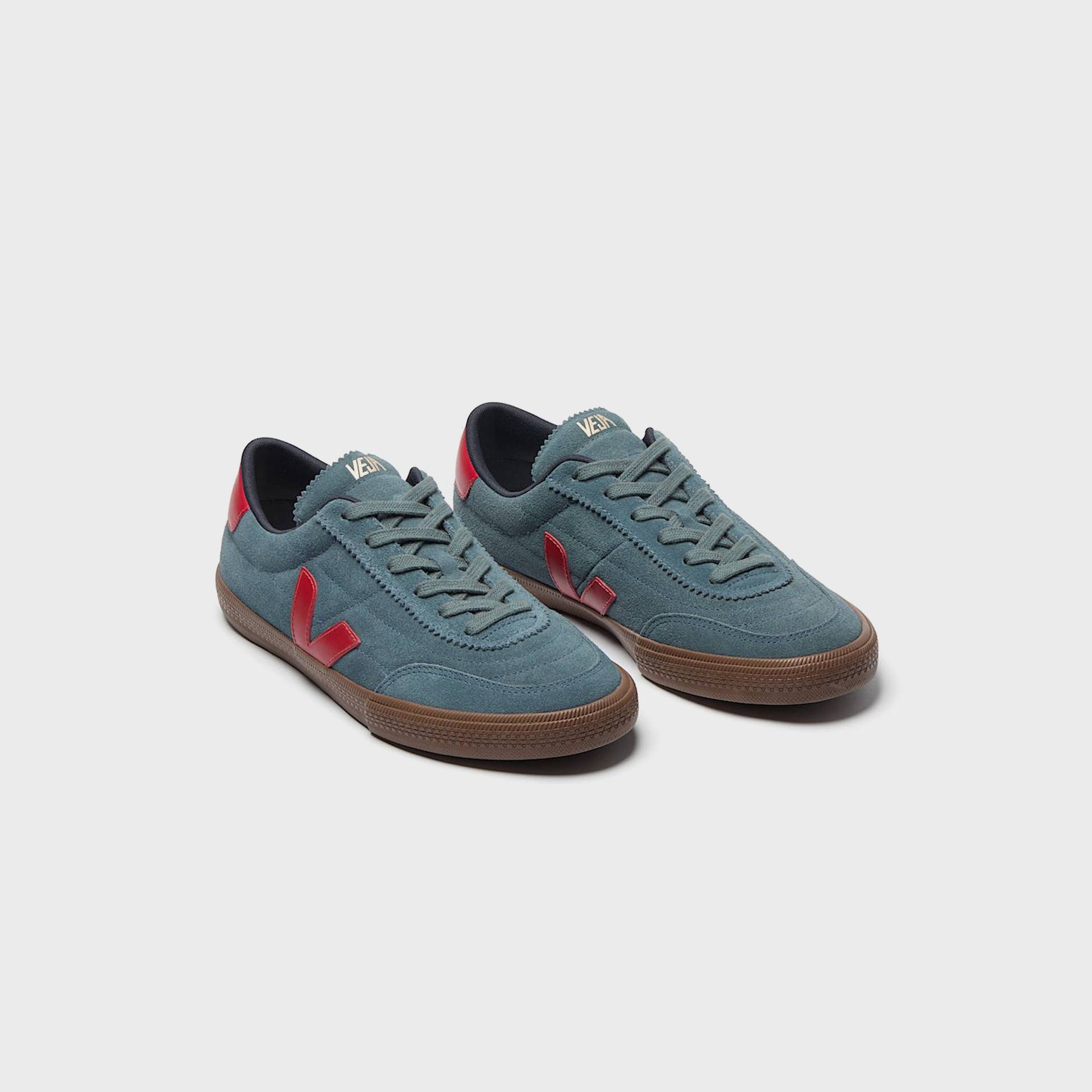 Veja Panenka Suede California - Pepper / Bark