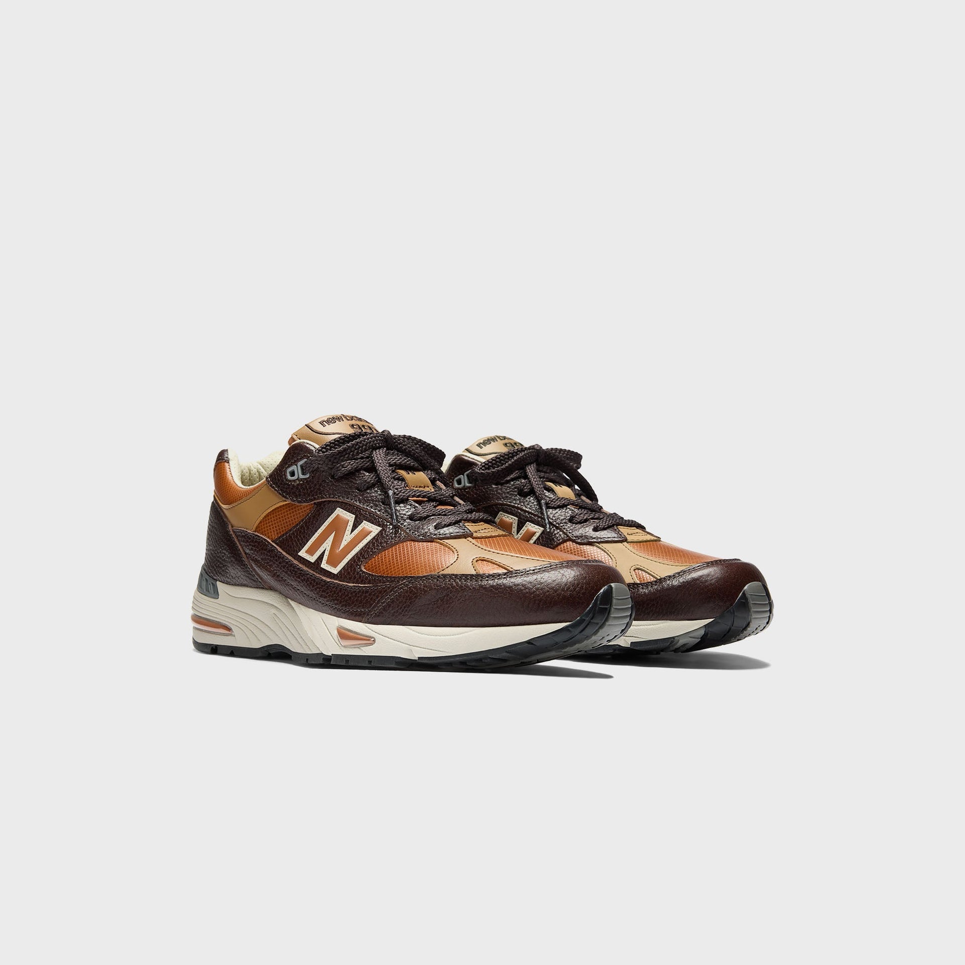 New Balance WMNS Made in UK 991v1 - Chocolate Plum / Caramel Cafe / Tan