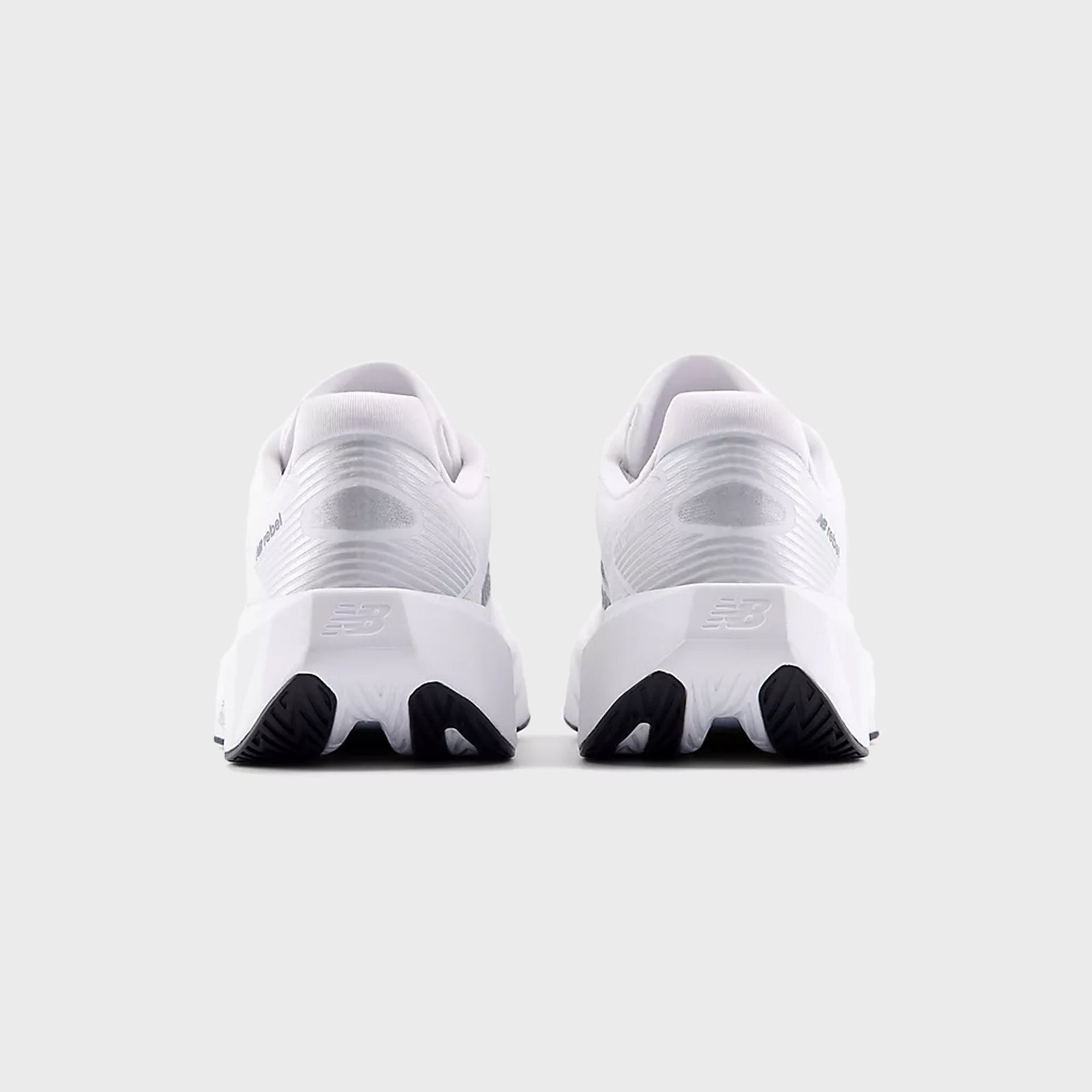 New Balance FuelCell Rebel v5 - White / Silver Metallic