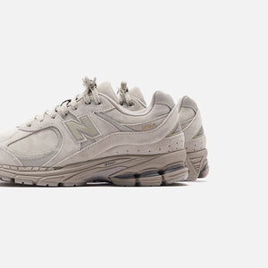 New balance 2002 deep taupe Clearance