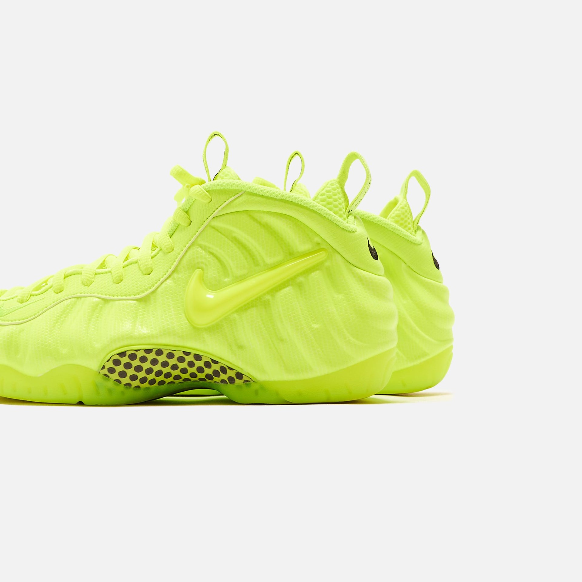 Nike Air Foamposite Pro - Volt / Black