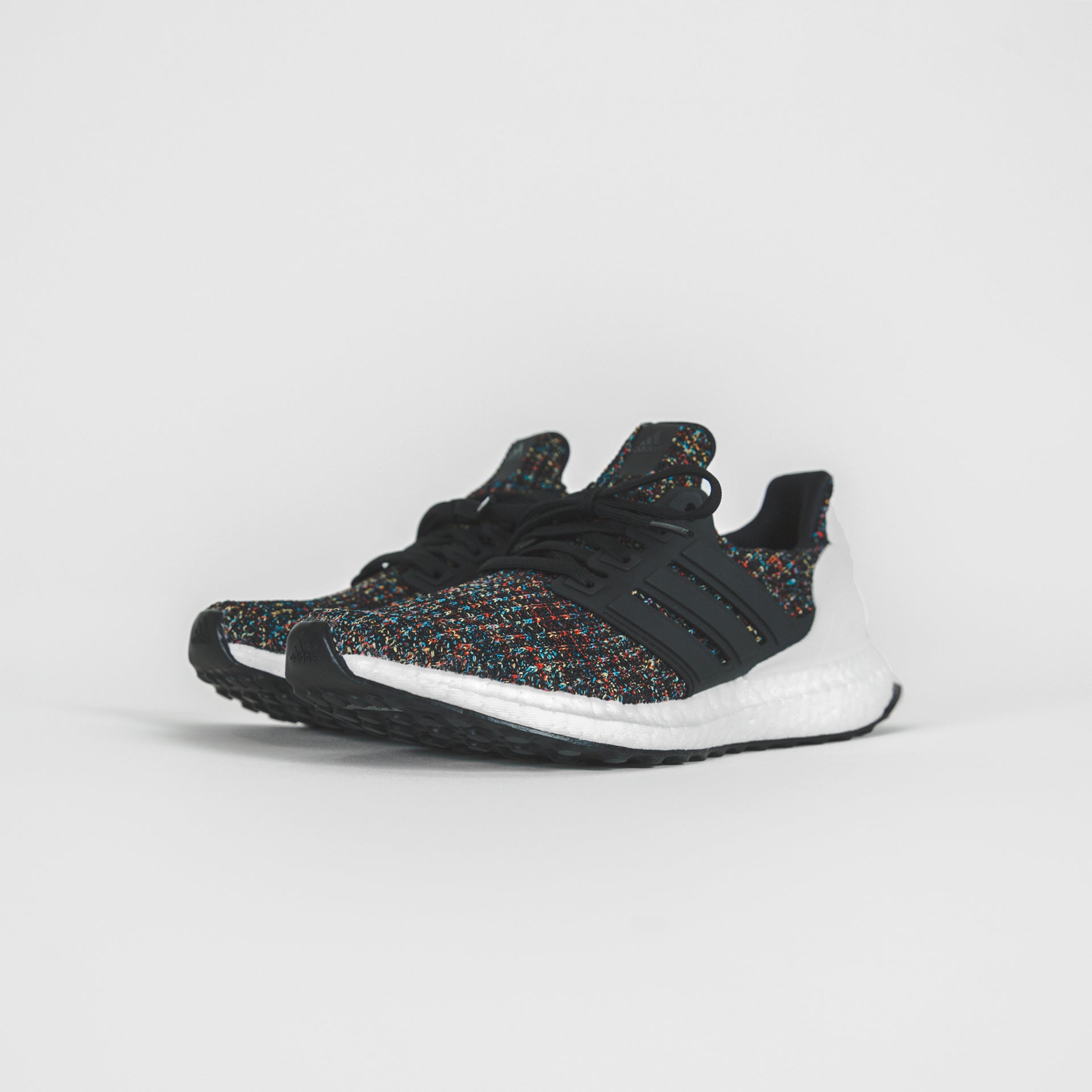 adidas Originals Juniors UltraBOOST -  Core Black / White / Active Red
