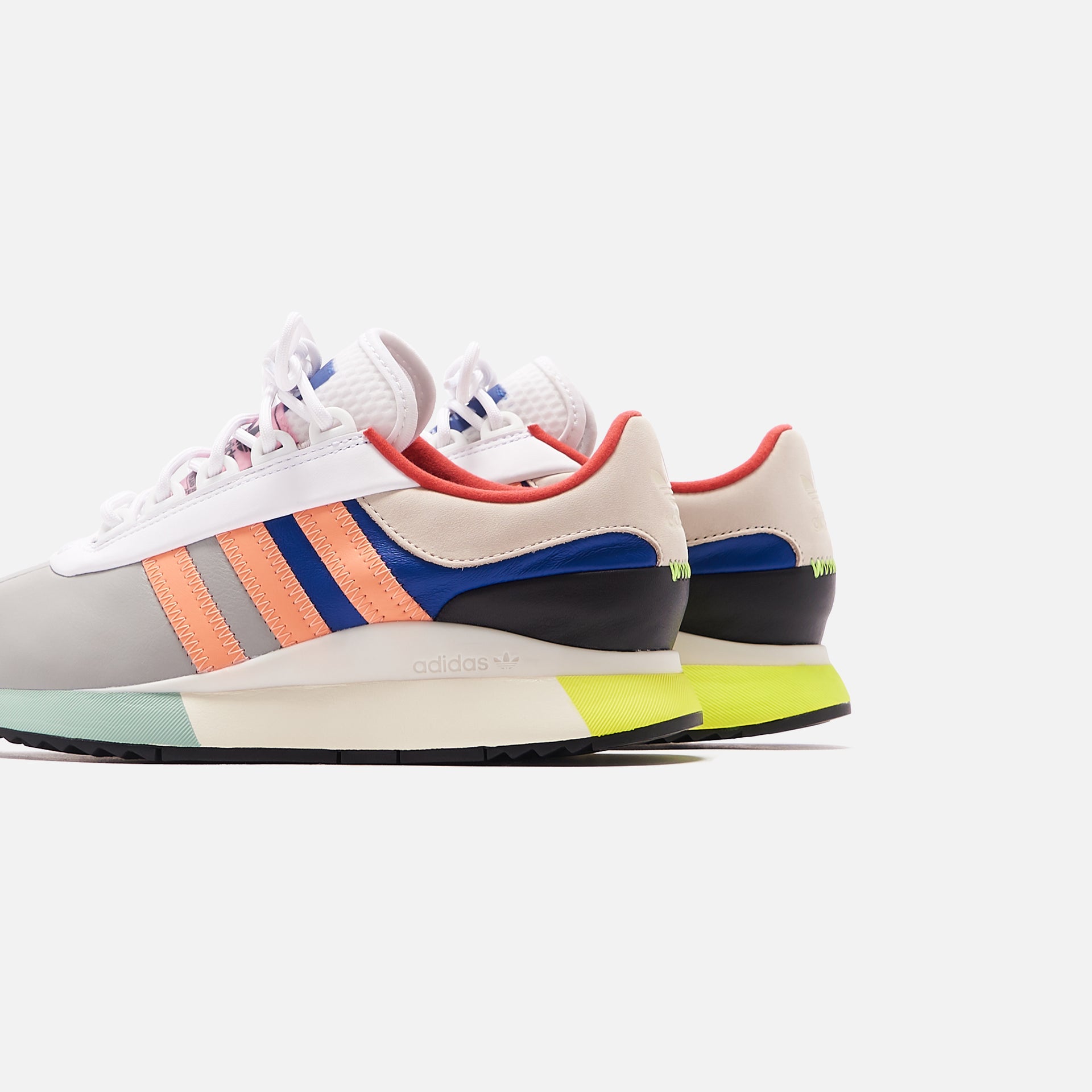 adidas Originals WMNS SL - Grey / Chalk Coral / Linen